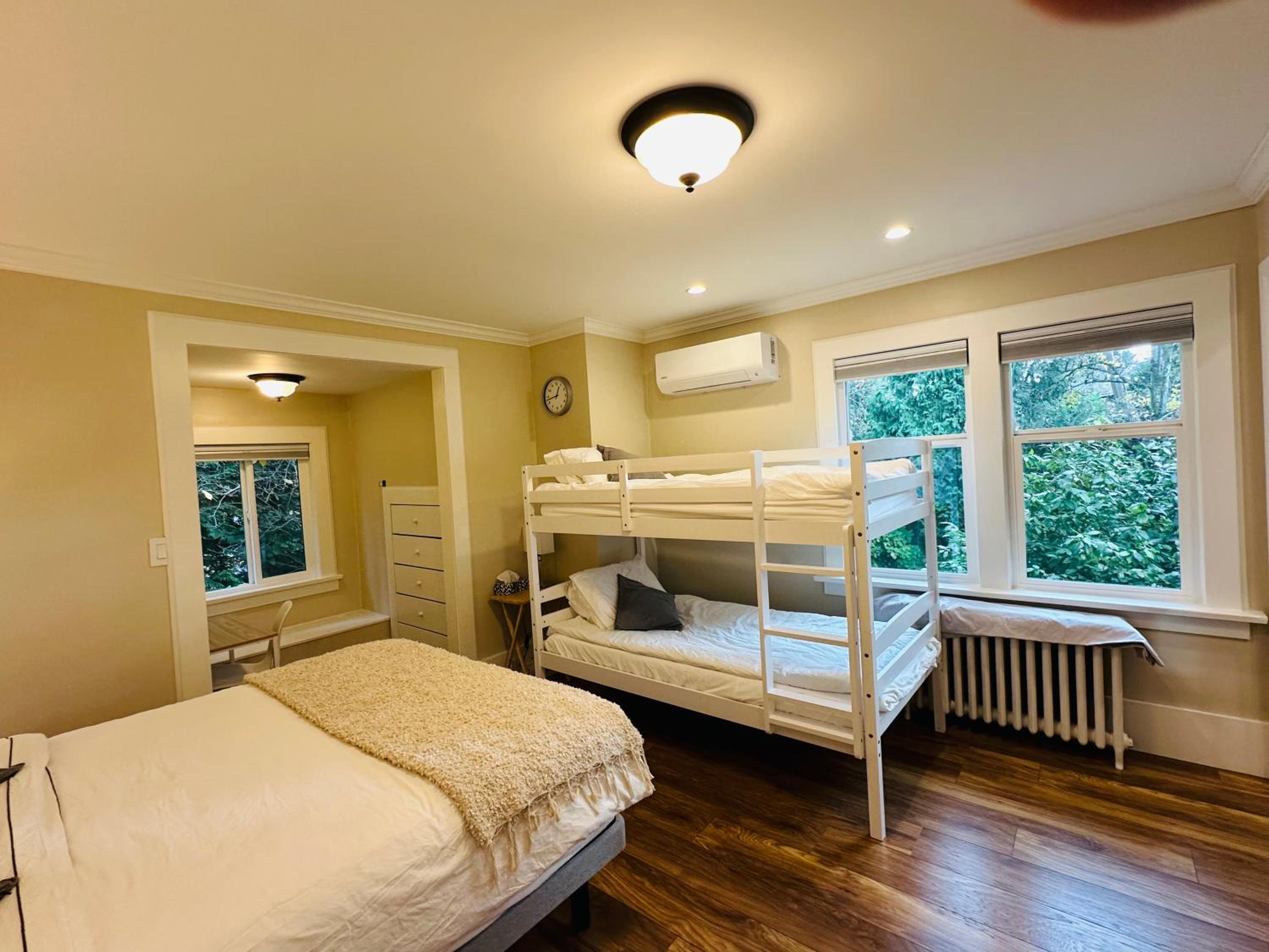 Comfort Triple Room With Shower photo 1