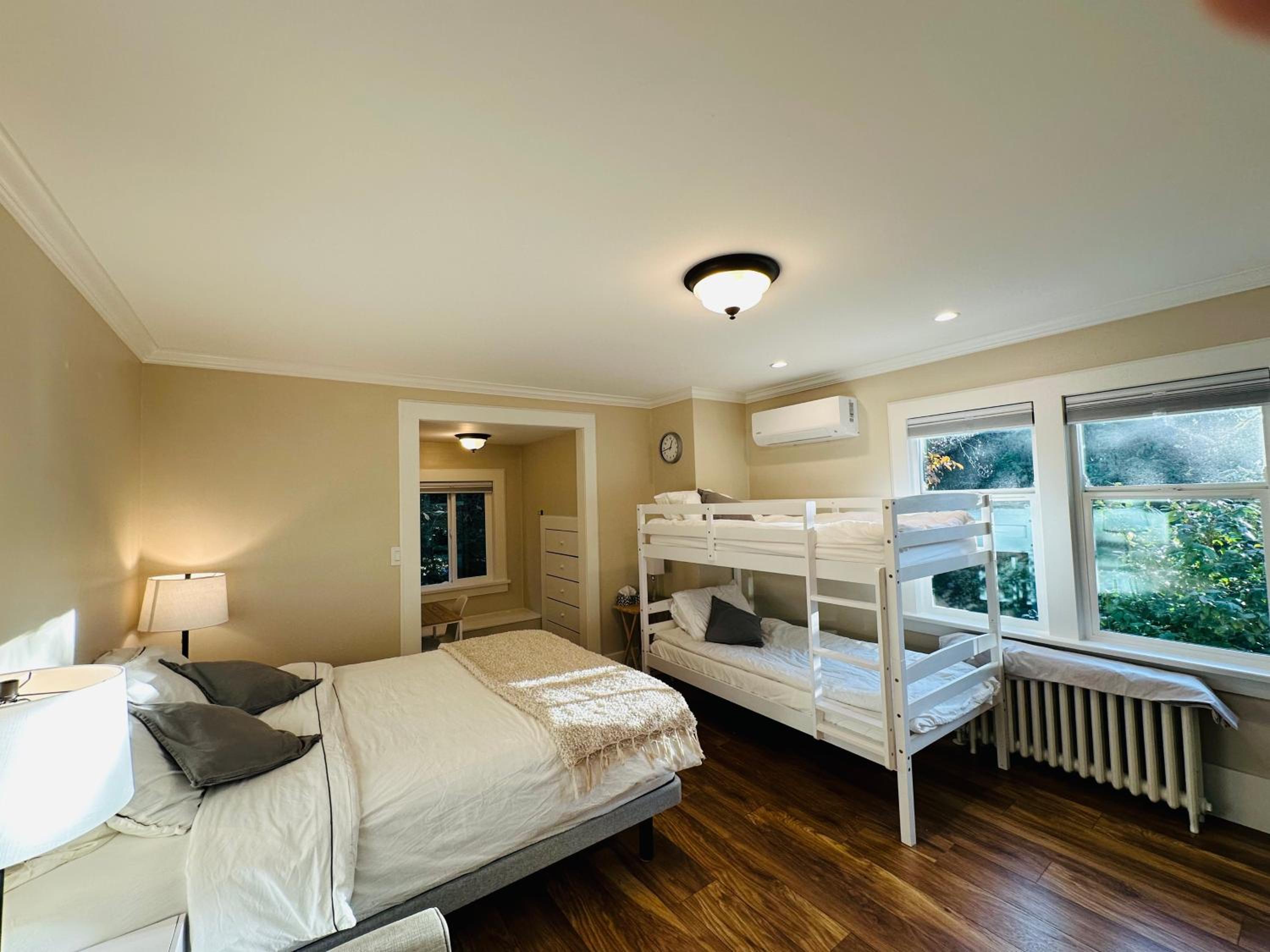 Comfort Triple Room With Shower photo 3