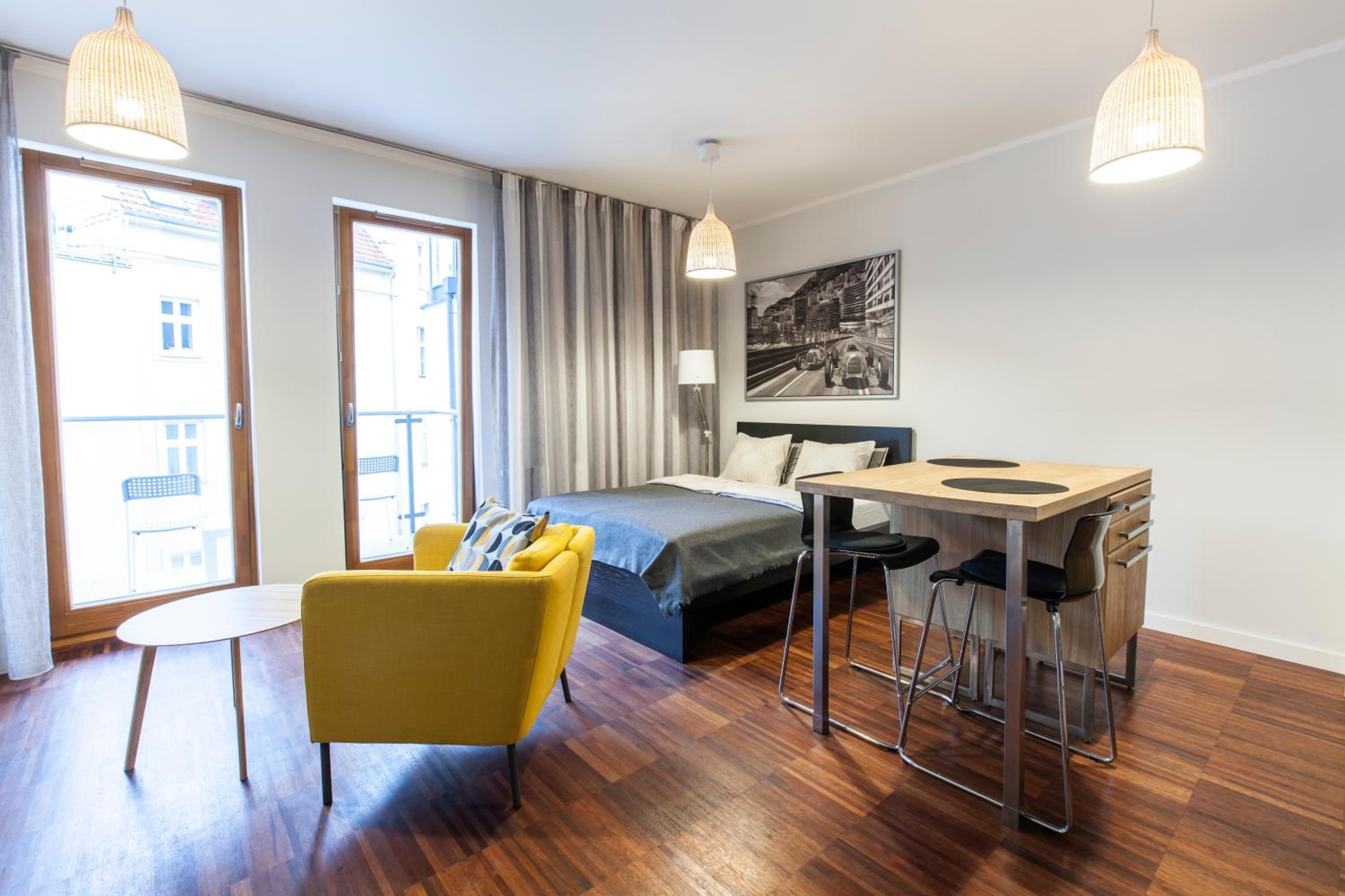 Studio Apartment With Balcony photo 1
