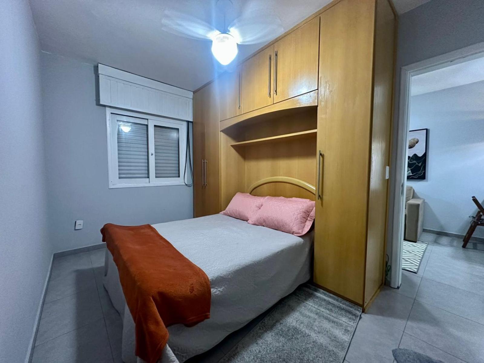 One-Bedroom Apartment photo 3