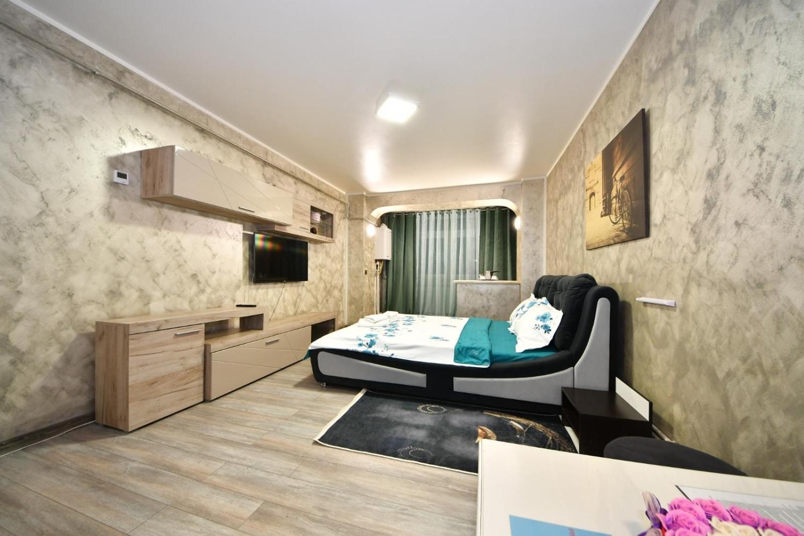 One-Bedroom Apartment photo 1