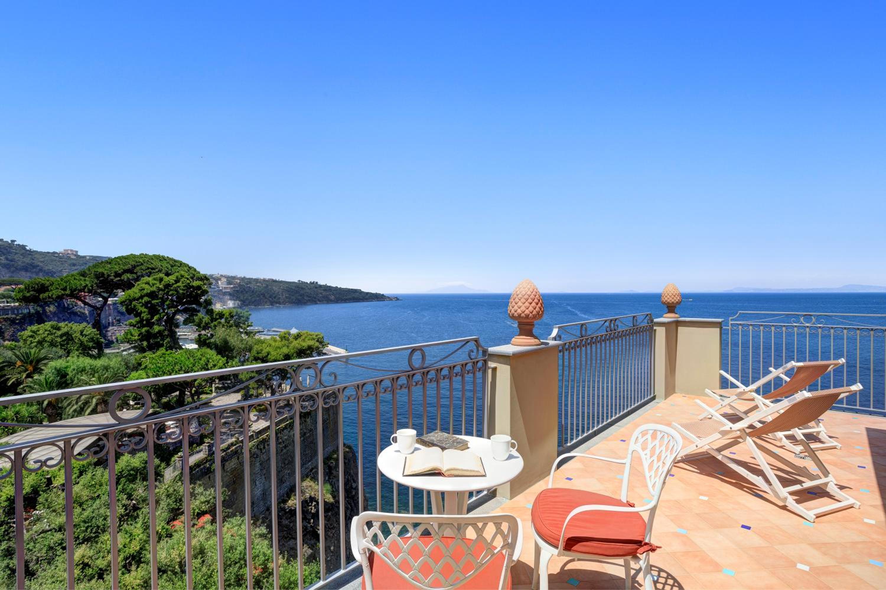 Prestige Double or Twin Room with Sea View - Photo 4