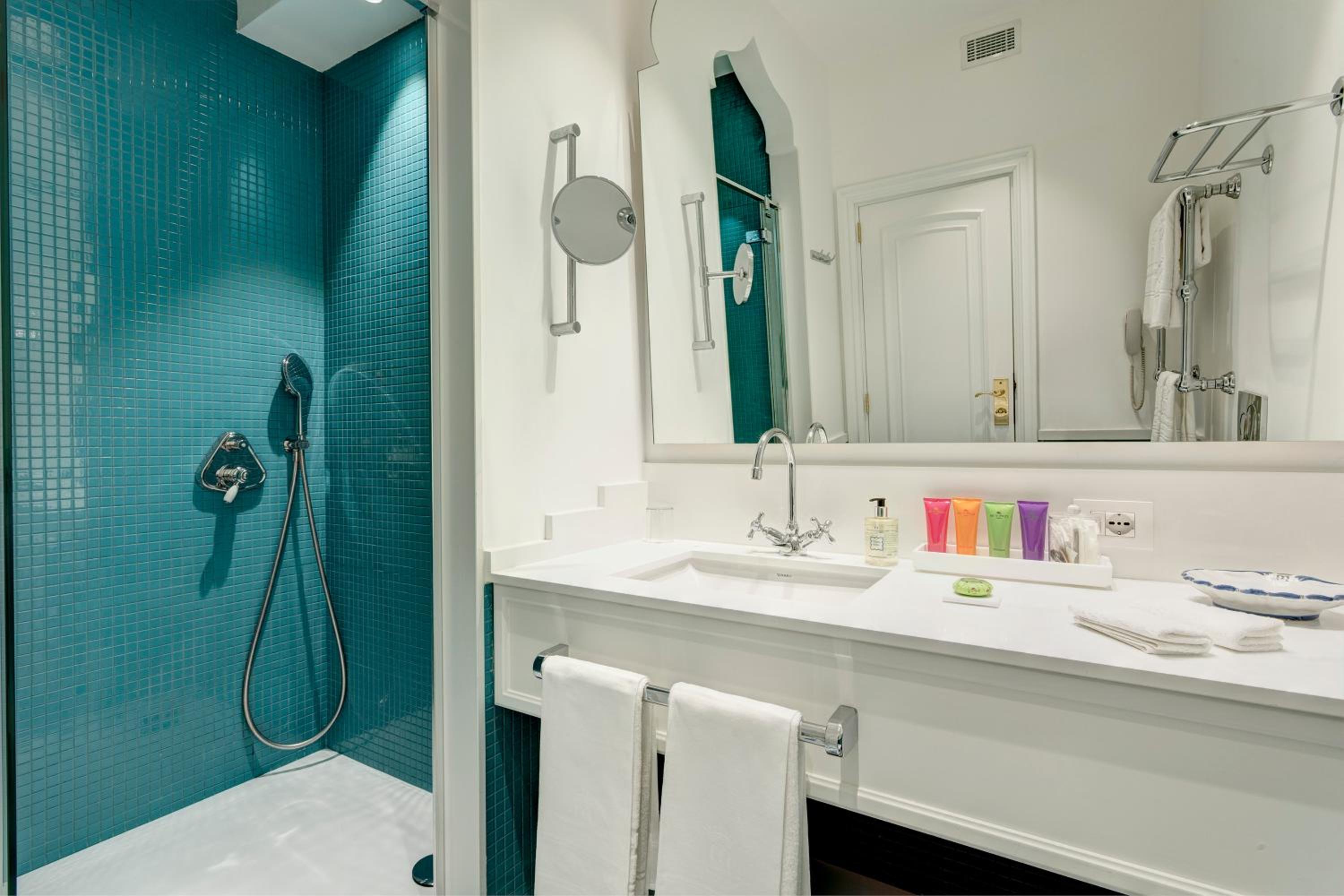 Prestige Double or Twin Room with Sea View - Photo 5