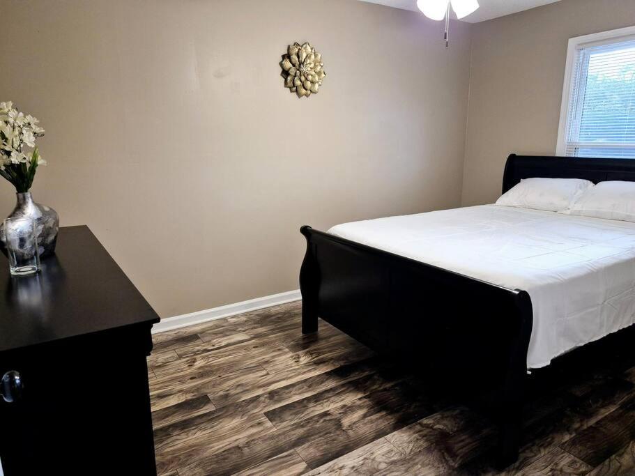 Four-Bedroom House photo 2