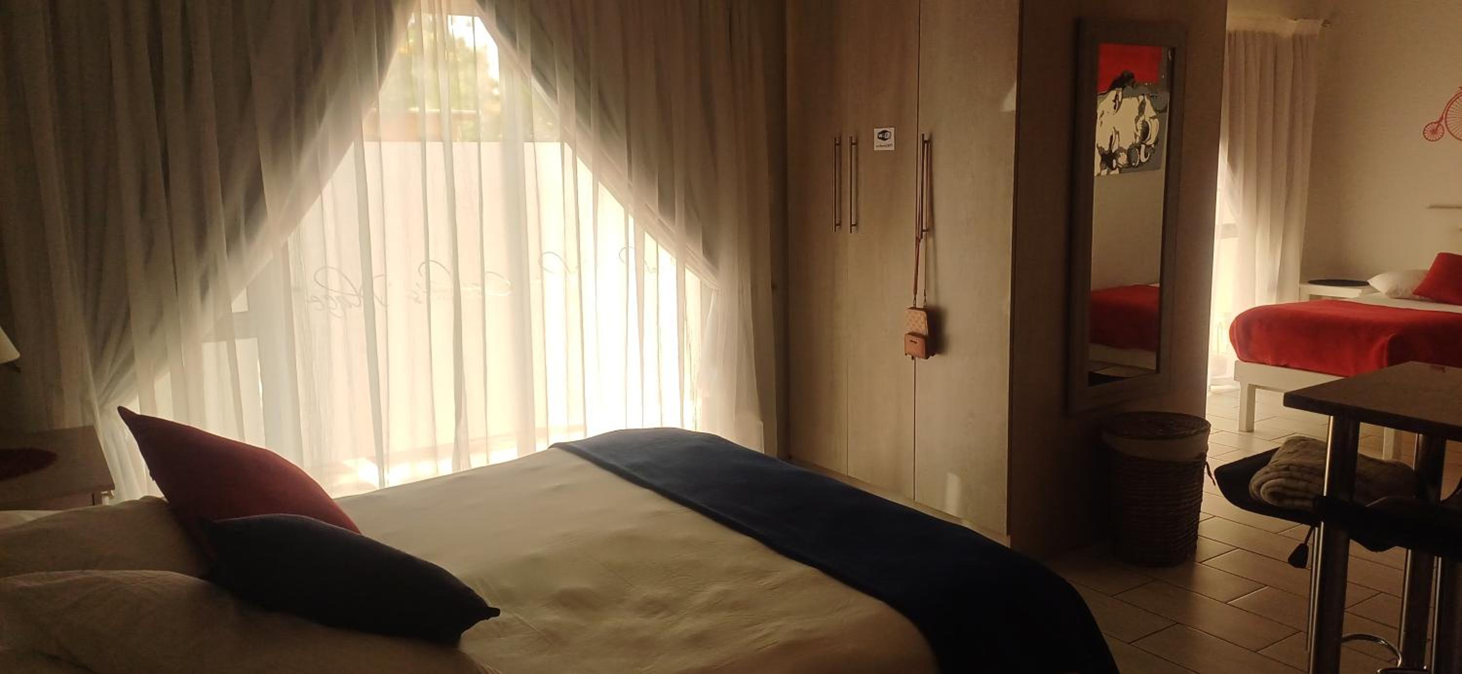 Deluxe Family Room - Photo 9