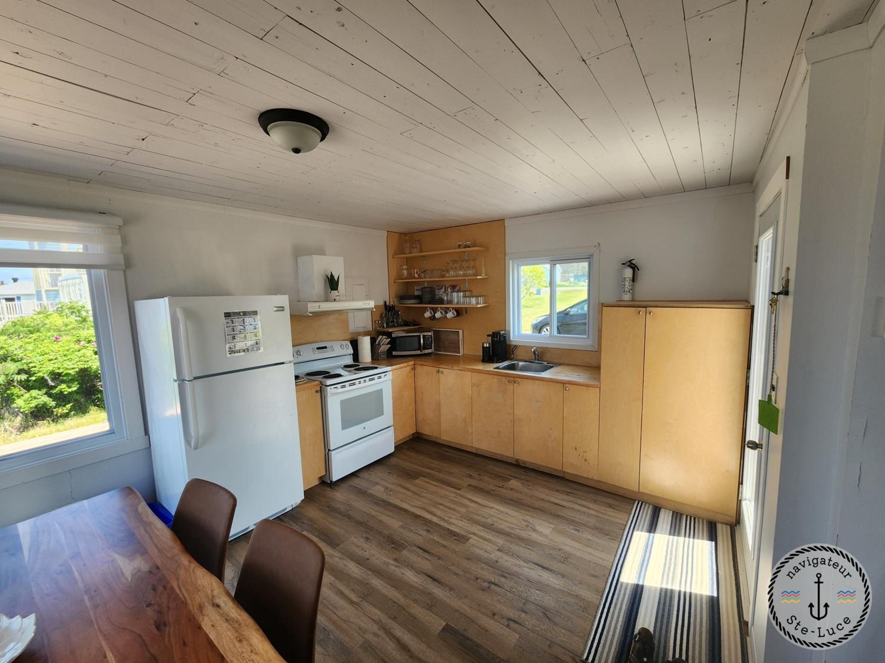 Two-Bedroom House photo 2