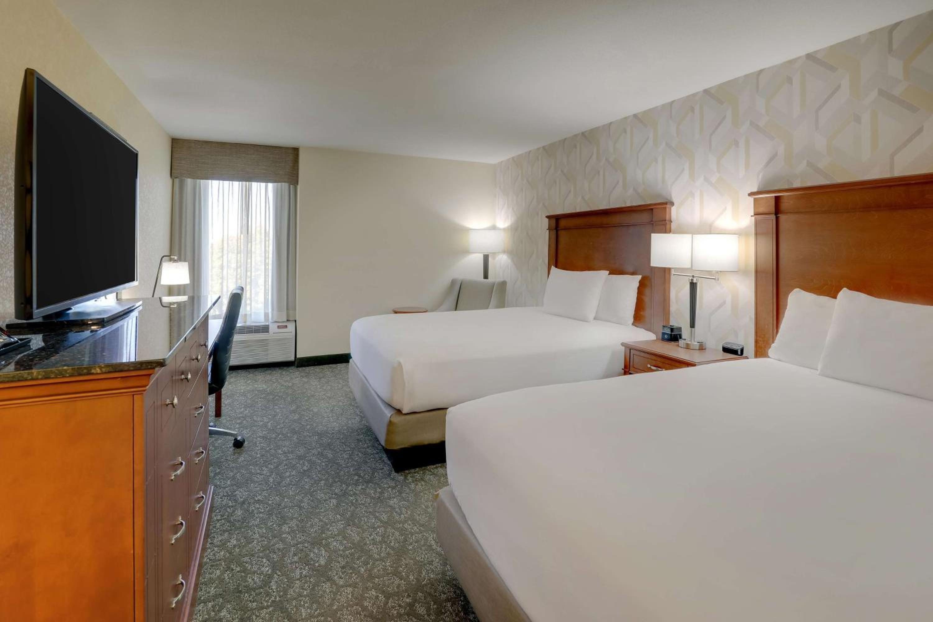 Deluxe Queen Room with Two Queen Beds - Photo 1