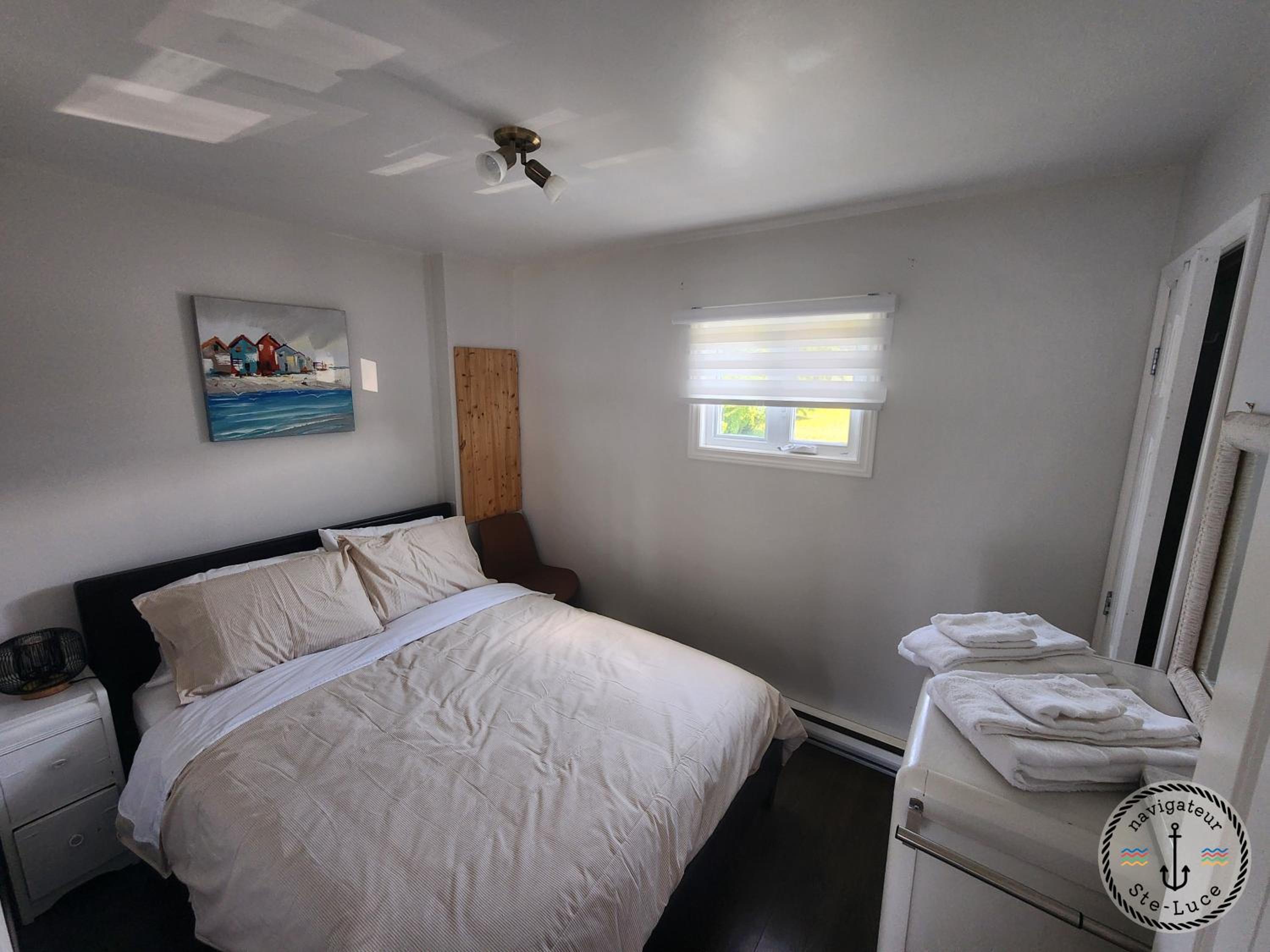 Two-Bedroom House photo 3