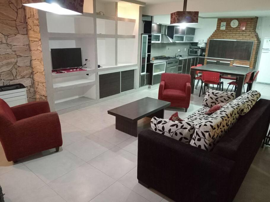 One-Bedroom House photo 1