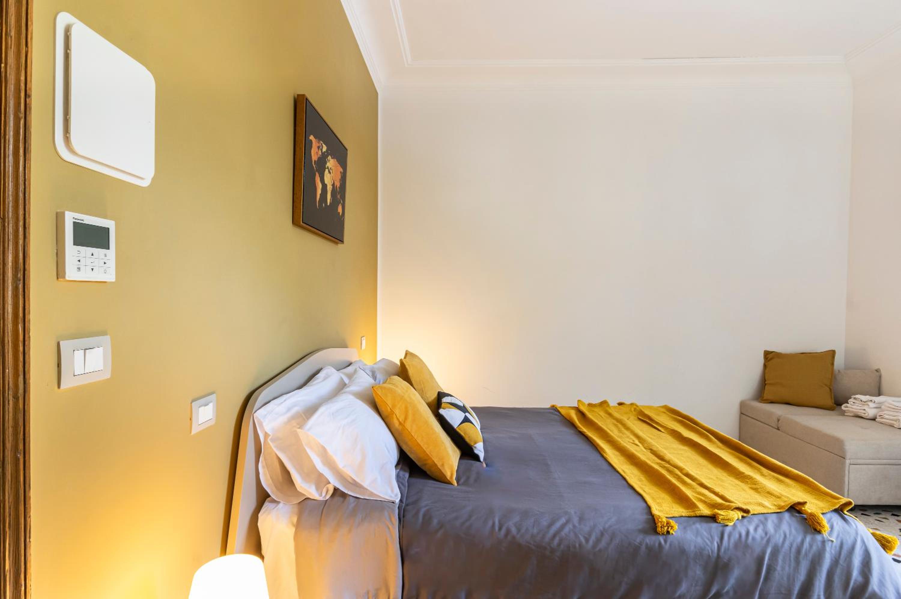 Deluxe Double Room with Castle View photo 2