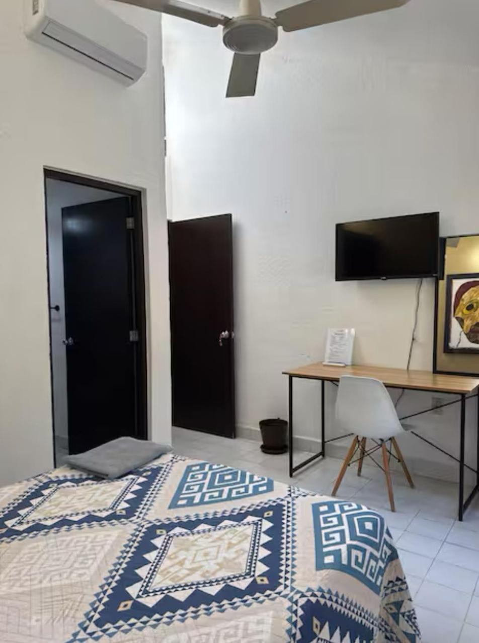 Double Room with Private Bathroom photo 3