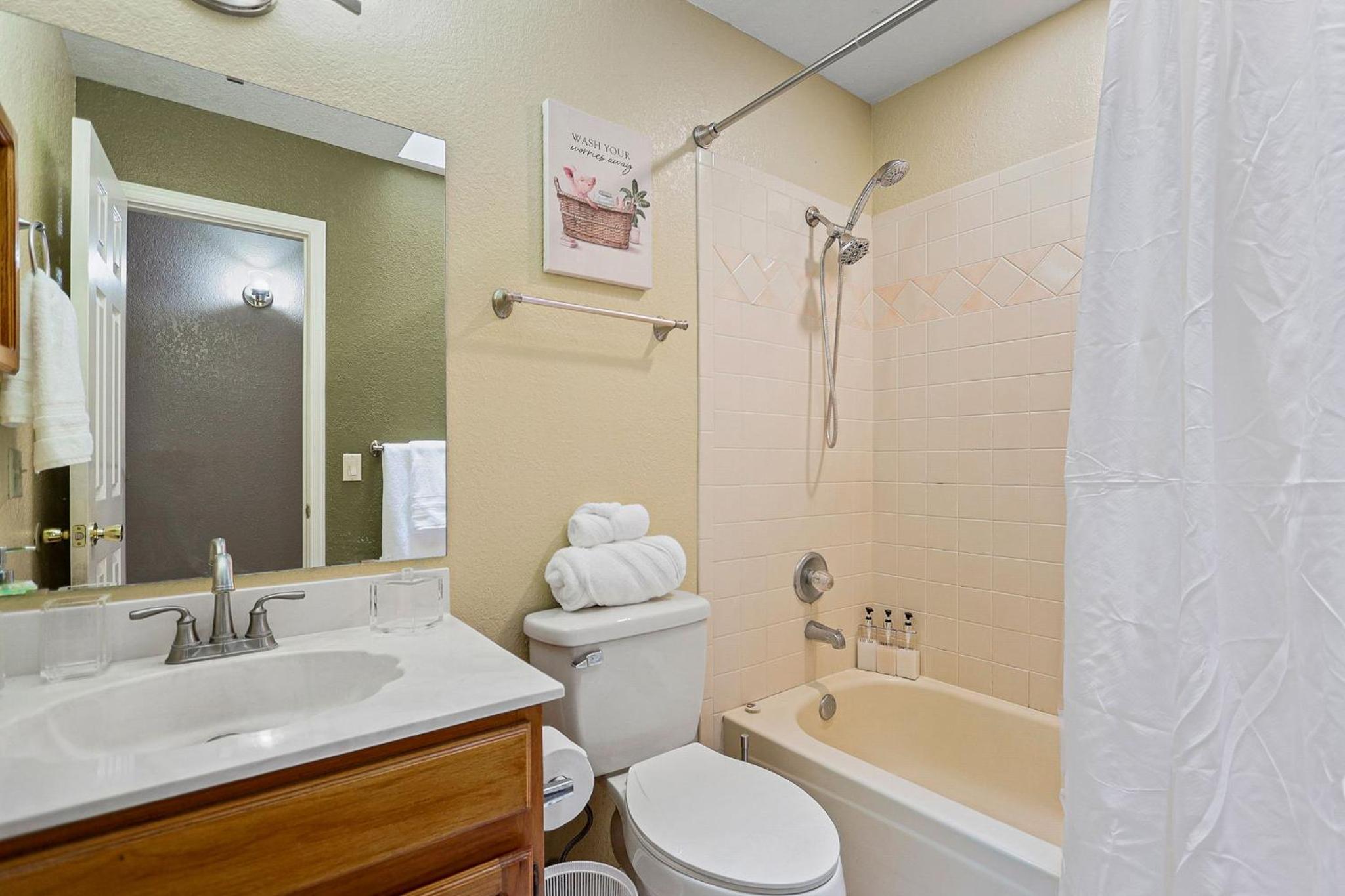 Three-Bedroom Home photo 3