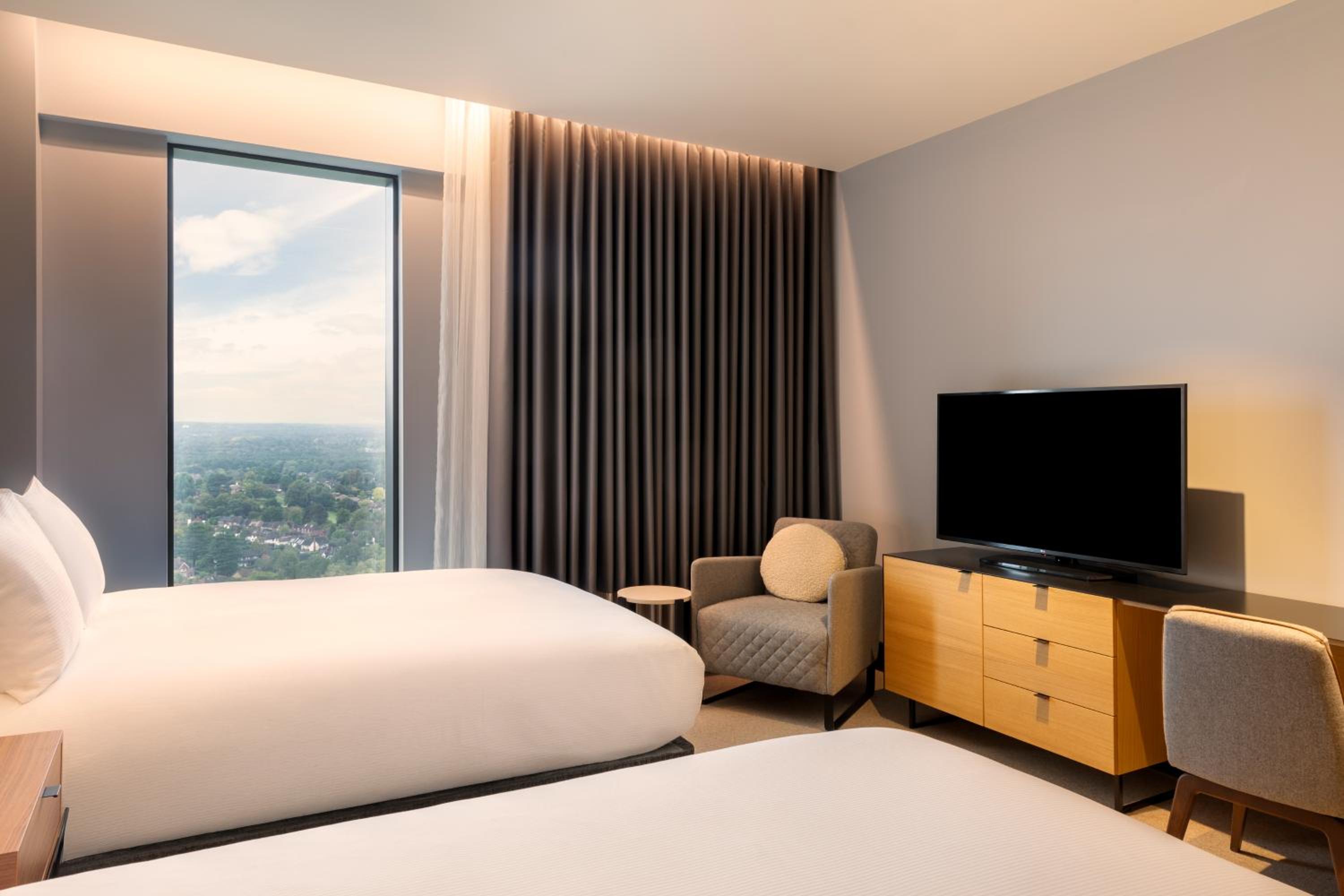 Executive Double Room with Two Double Beds - Photo 3