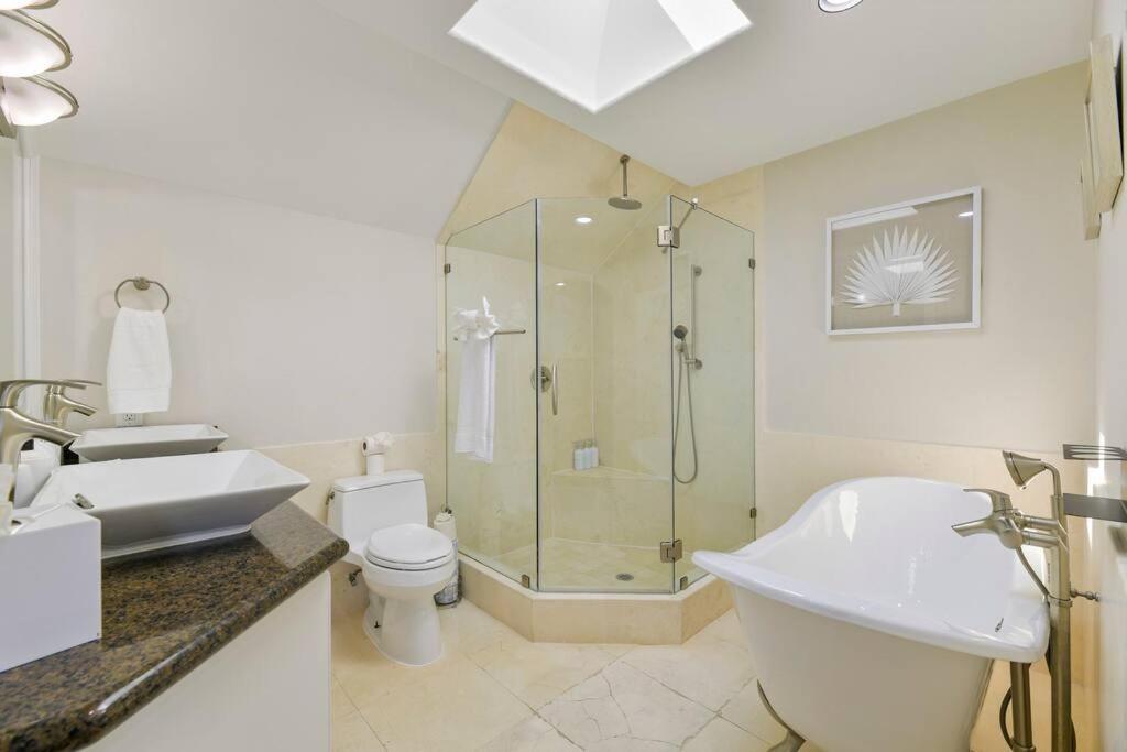 Villa photo 3