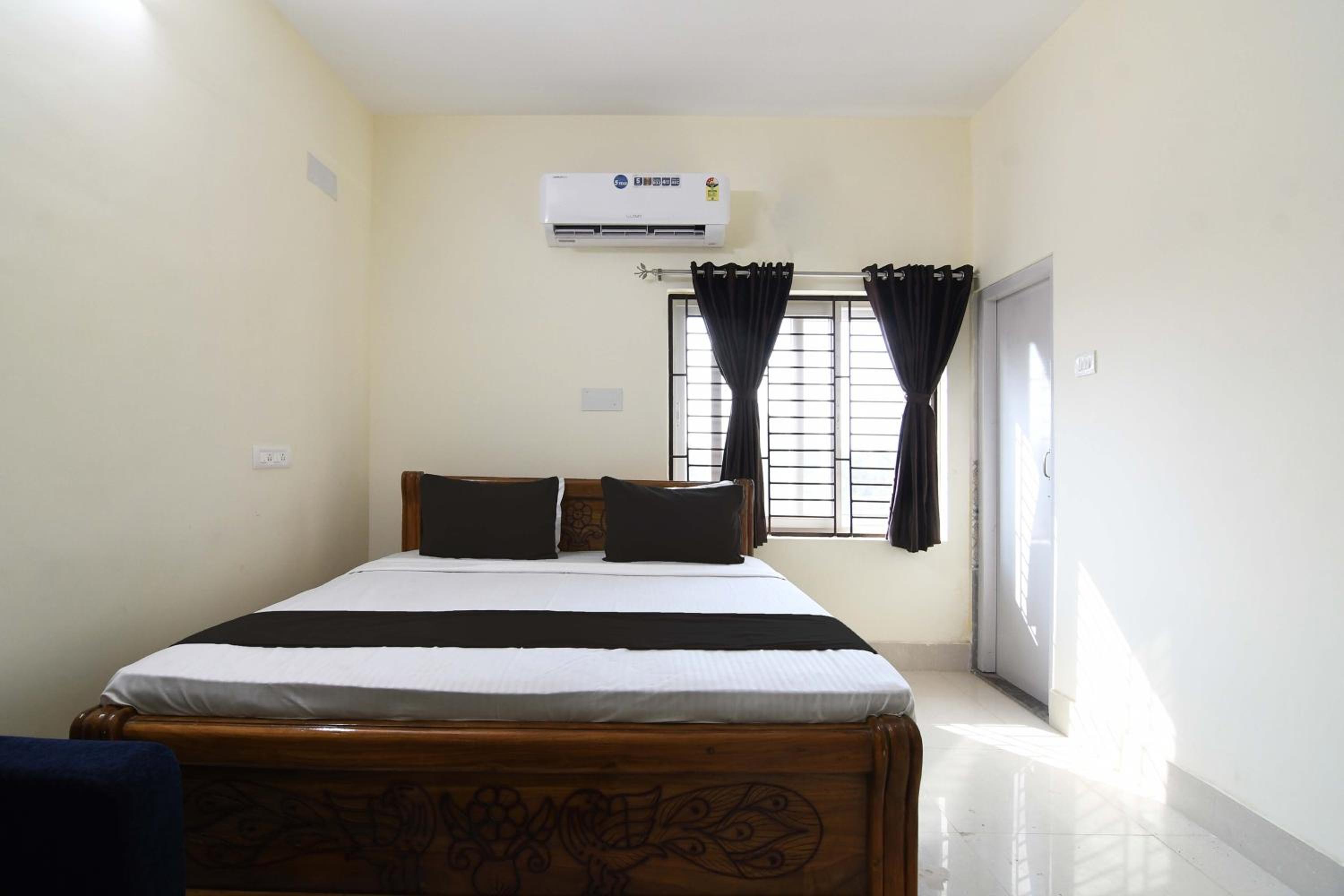 Classic Triple Room