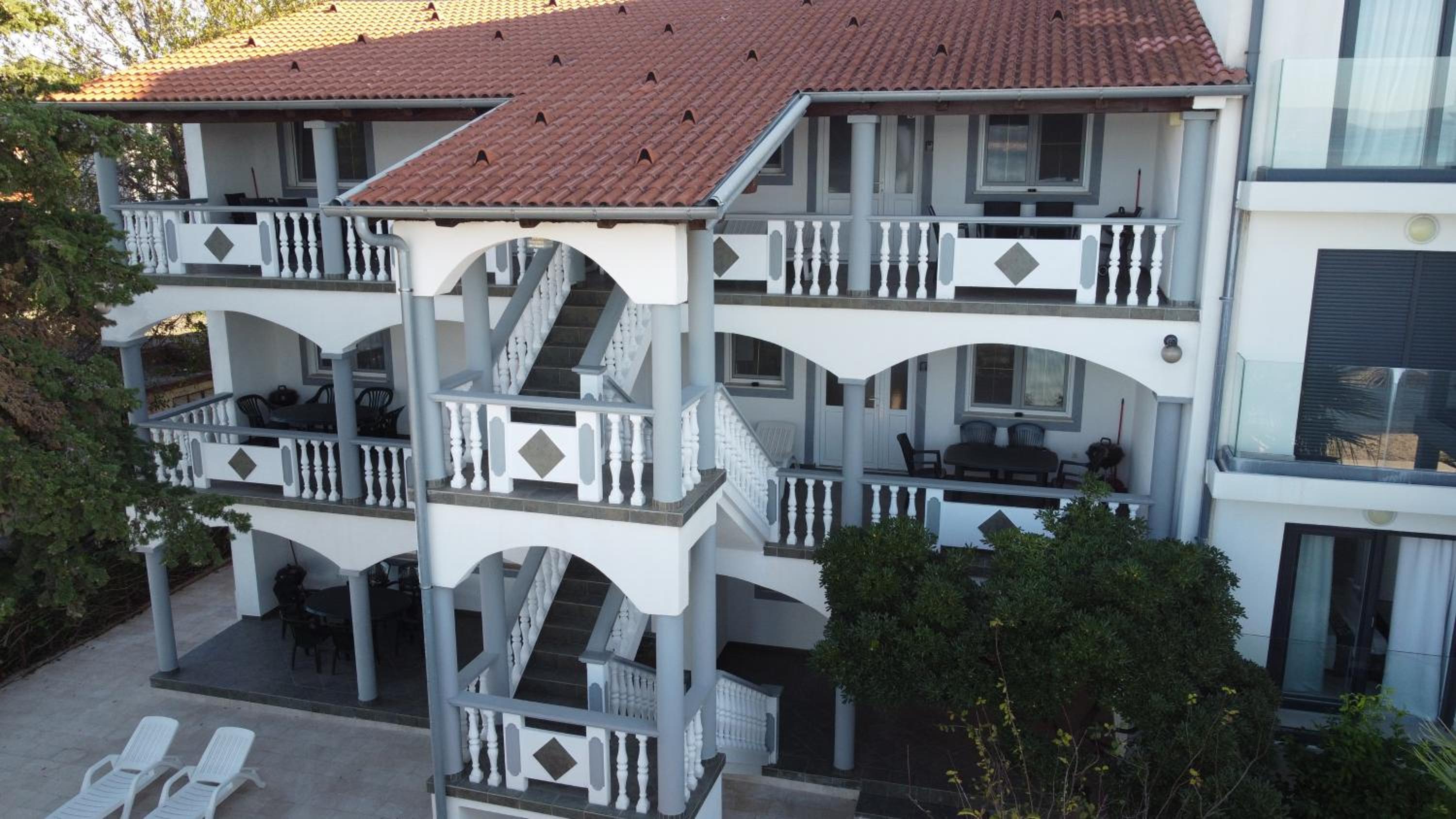 Two-Bedroom Apartment with Sea View photo 2