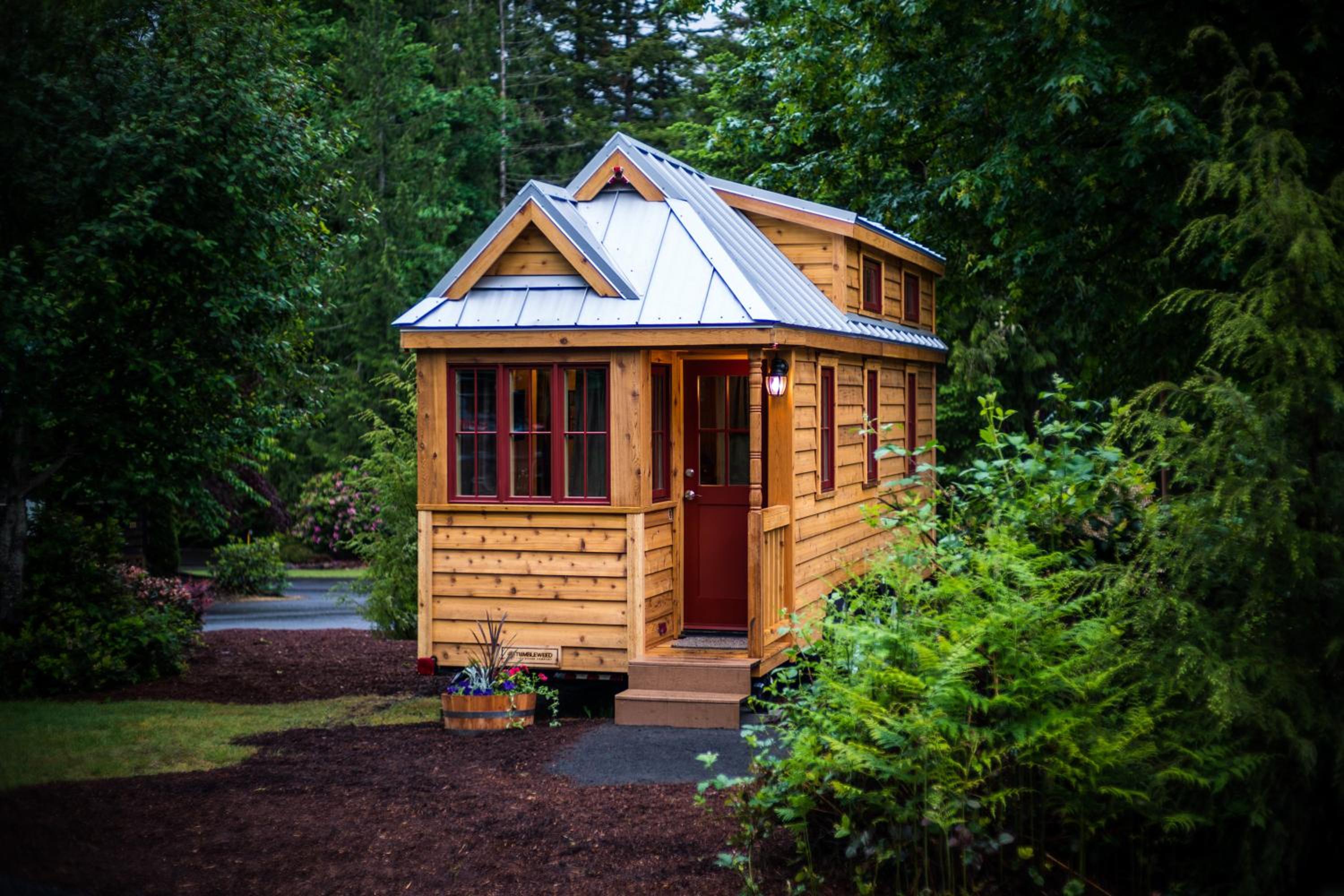Lincoln Tiny House  photo 2
