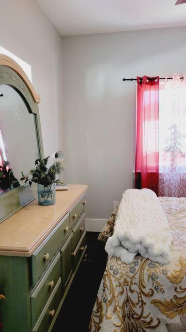 Four-Bedroom House photo 1