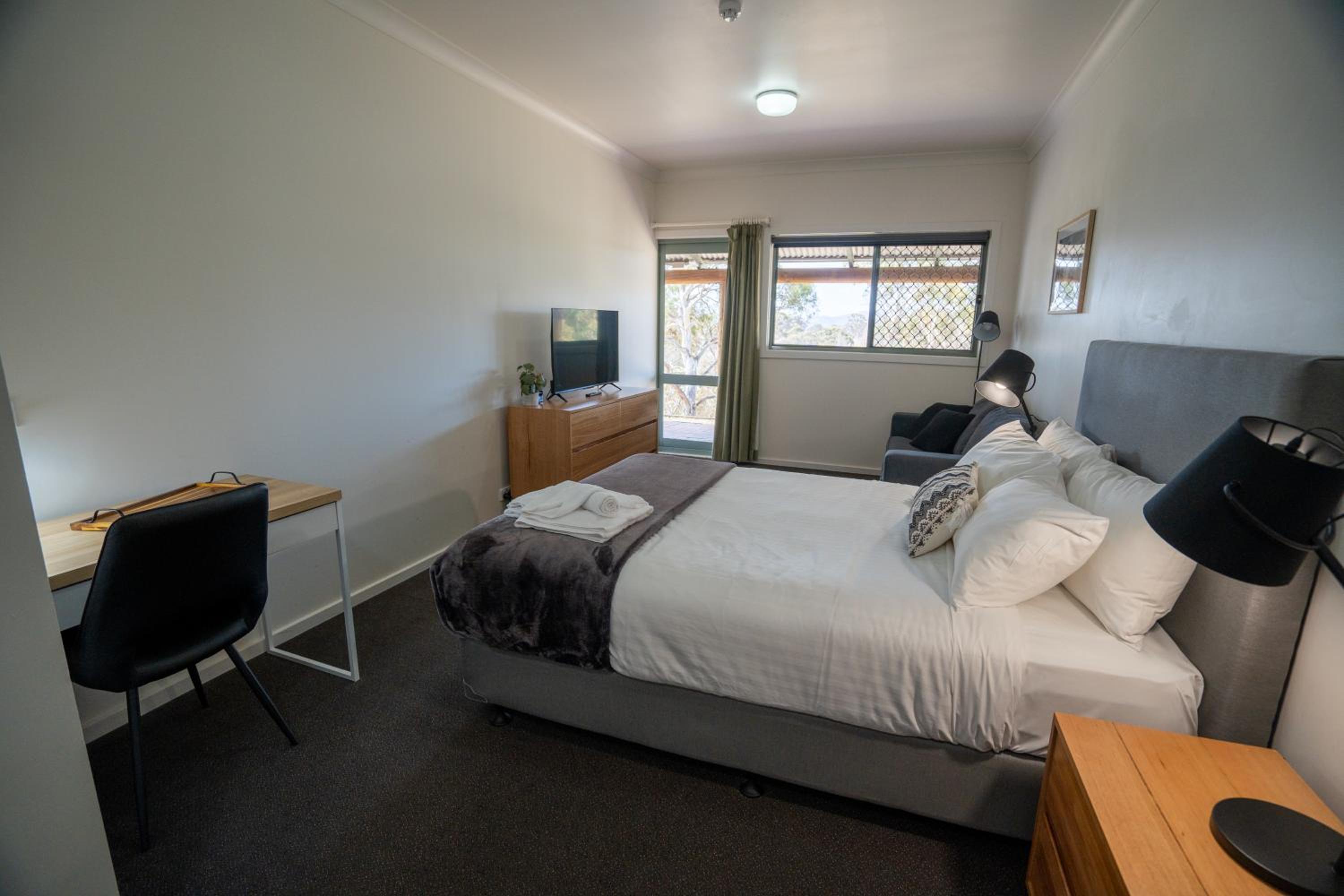 Deluxe Double Room photo 3