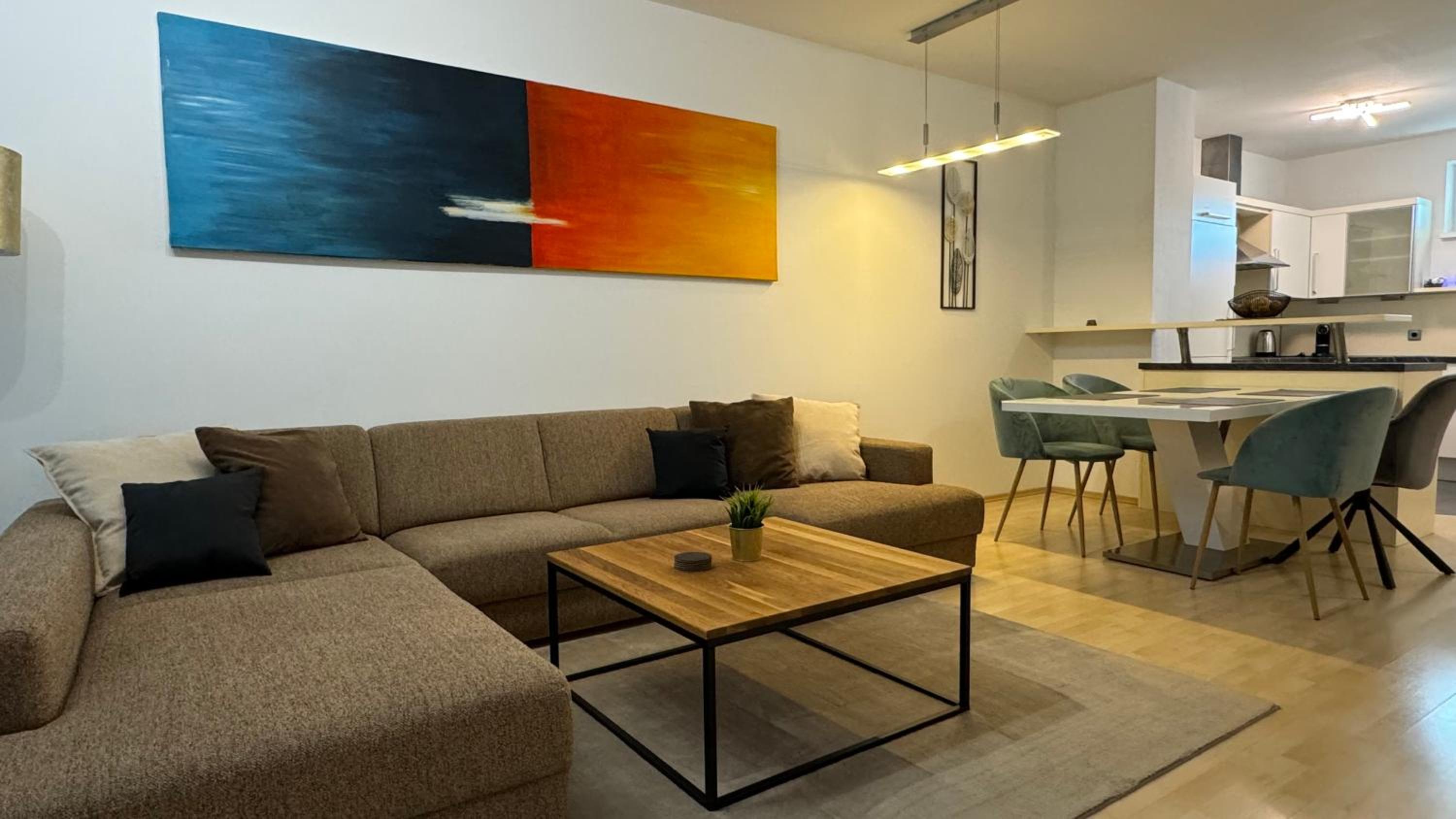Three-Bedroom Apartment photo 1