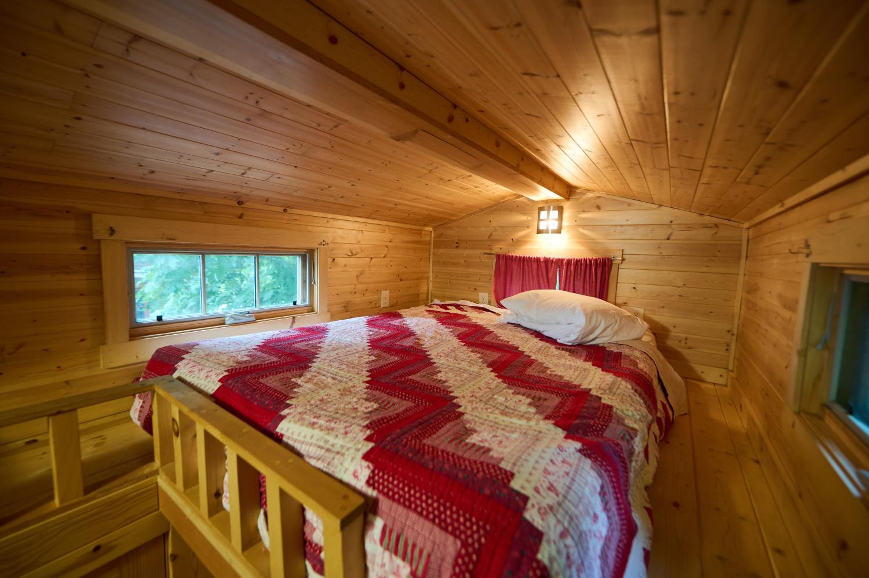 Scarlett Tiny House  photo 3