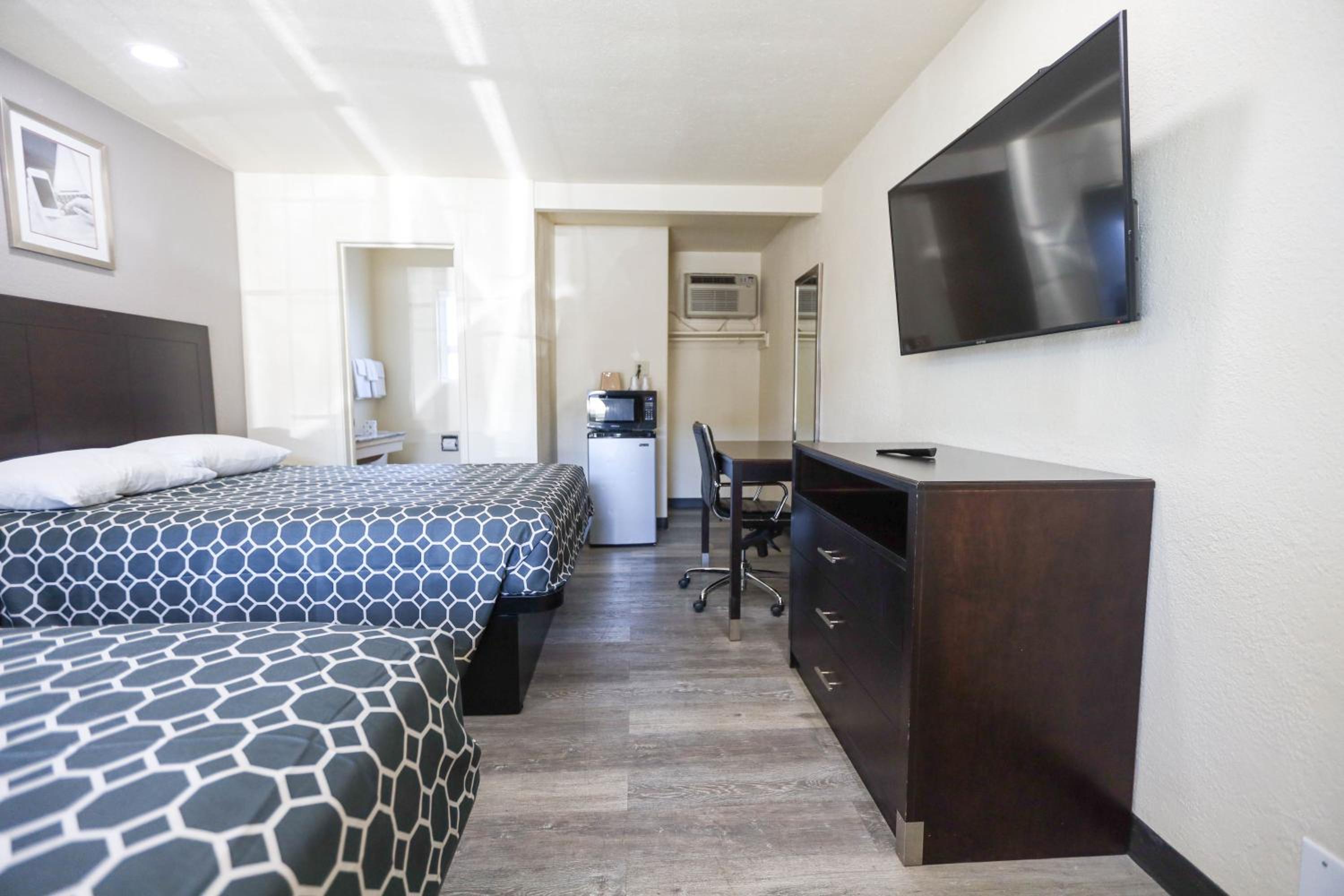 Double Room with Two Double Beds photo 1