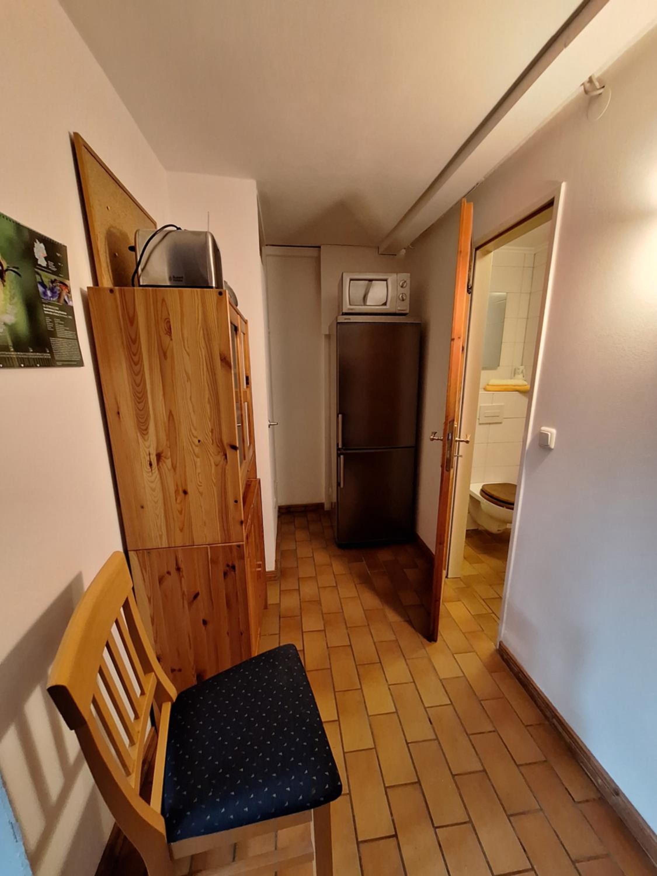 One-Bedroom Apartment photo 2
