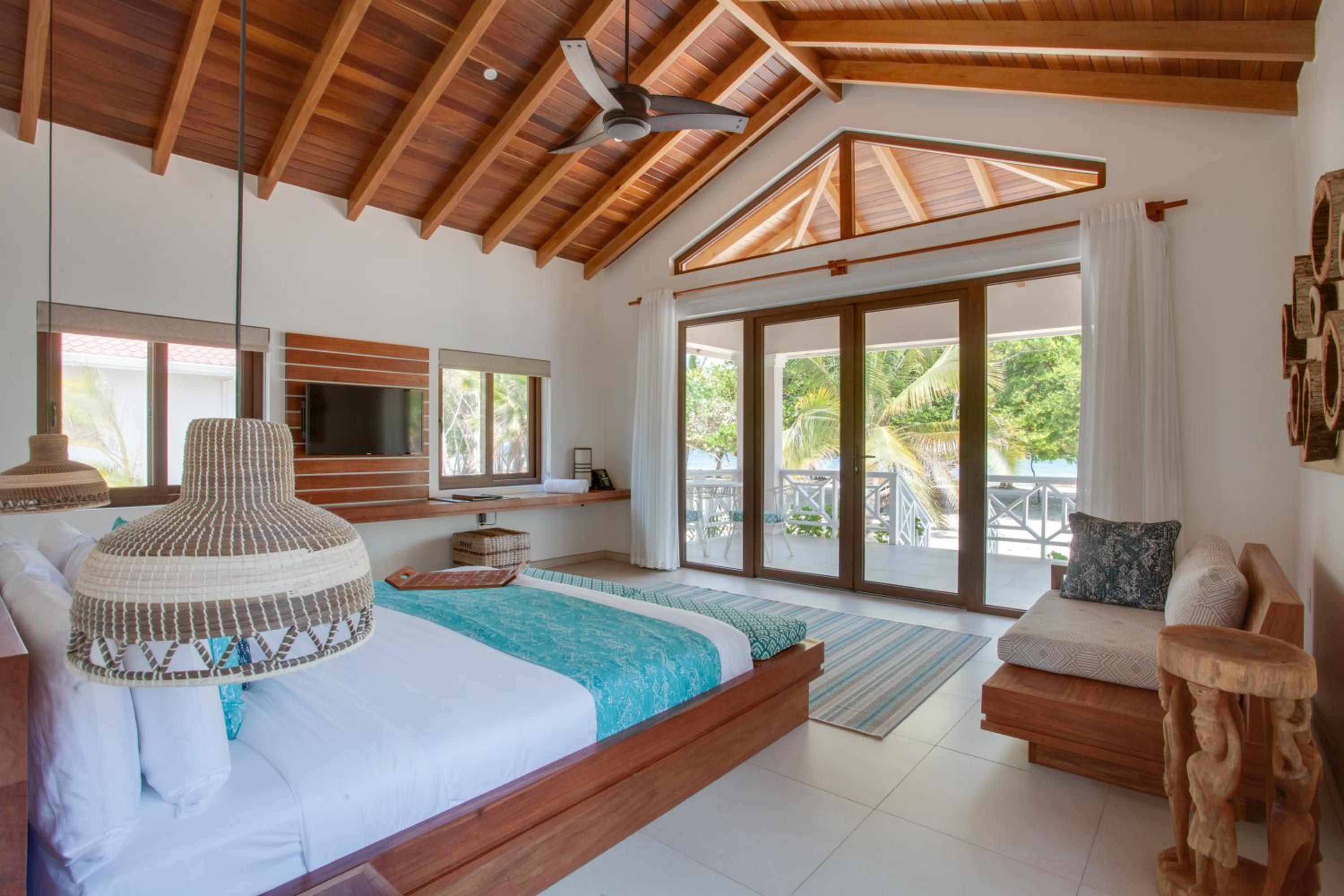 Studio Beach House - Beach Front