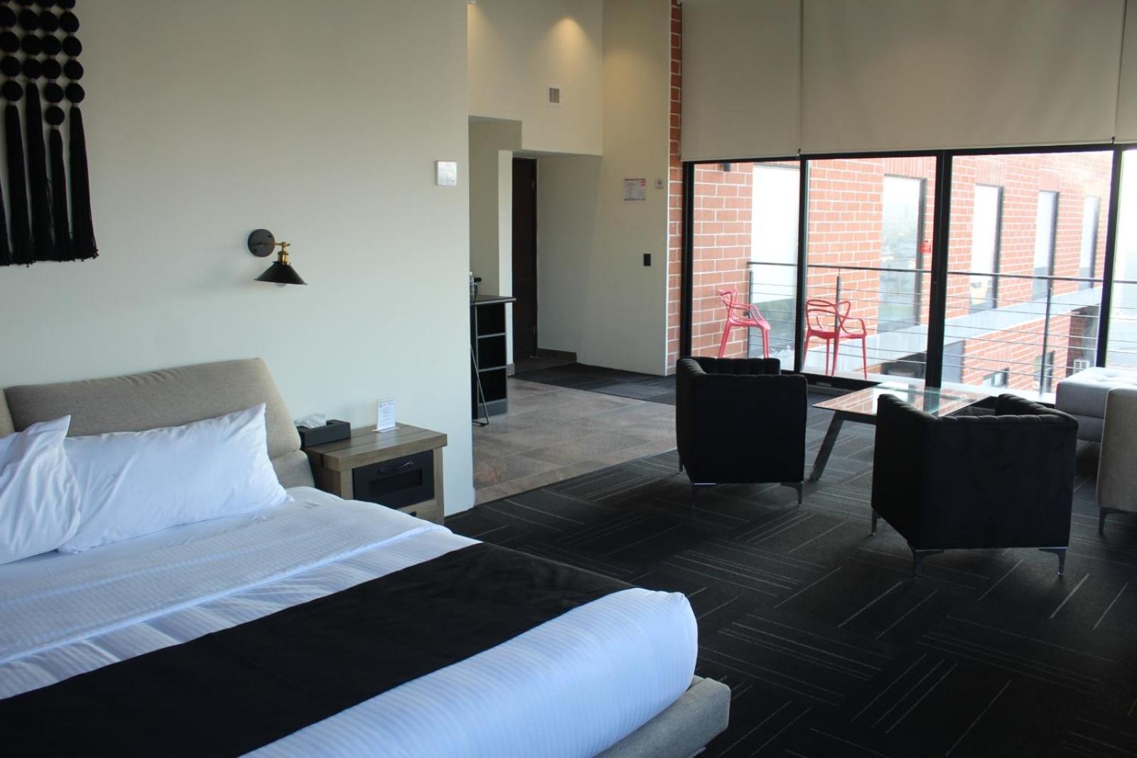 King Suite with Spa Bath