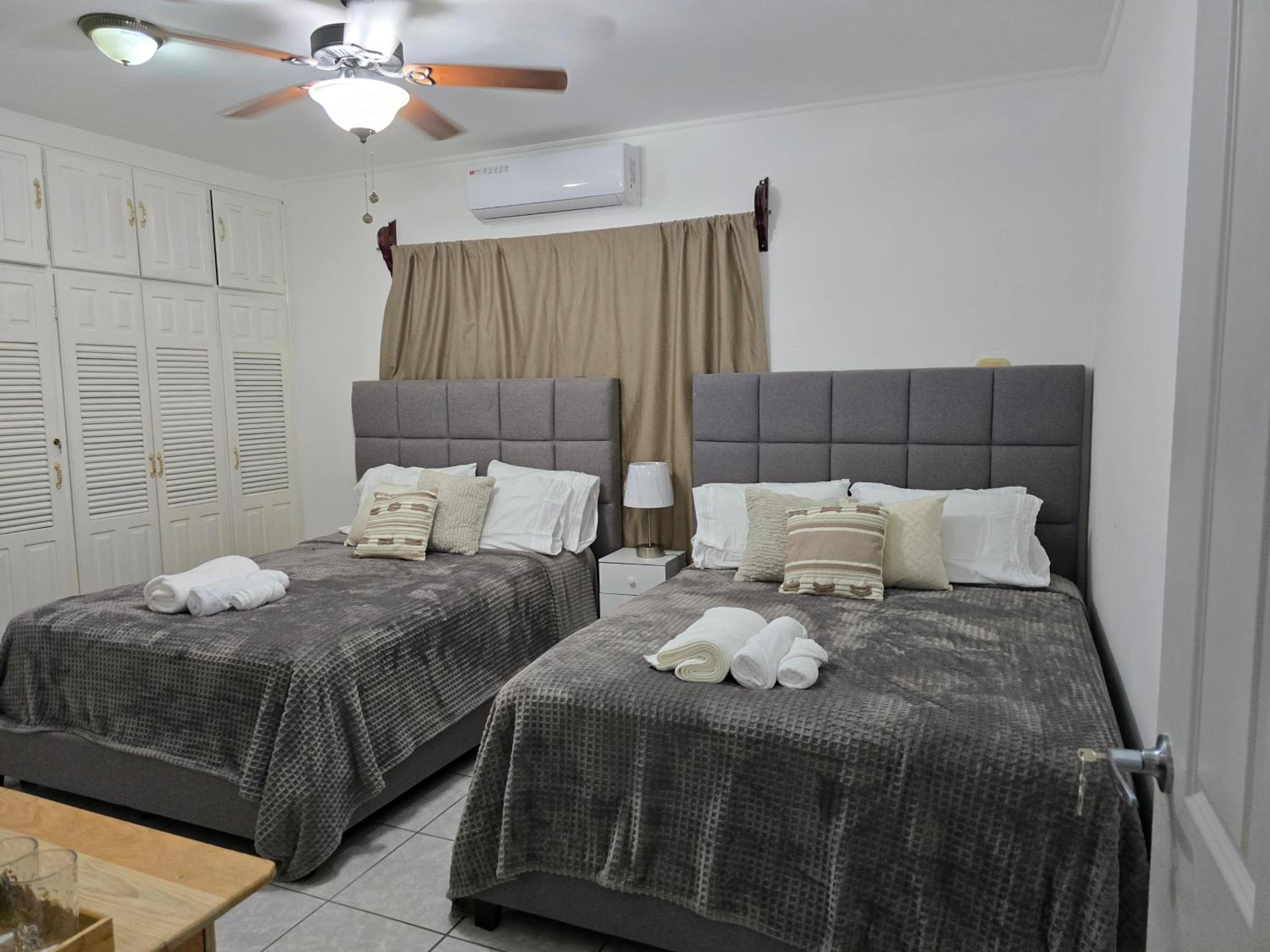 Double Room With Private Bathroom photo 1