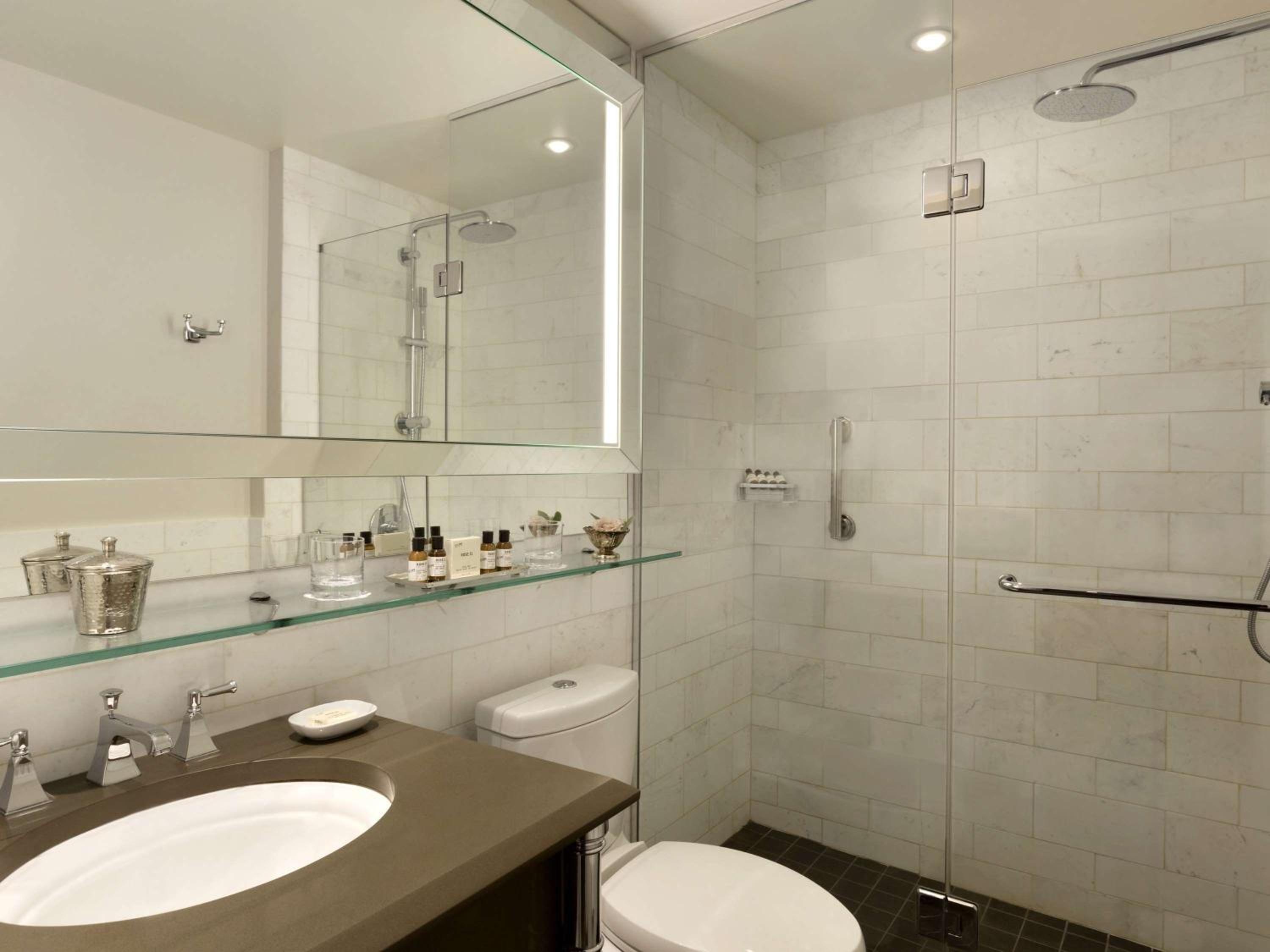 Fairmont Queen Room