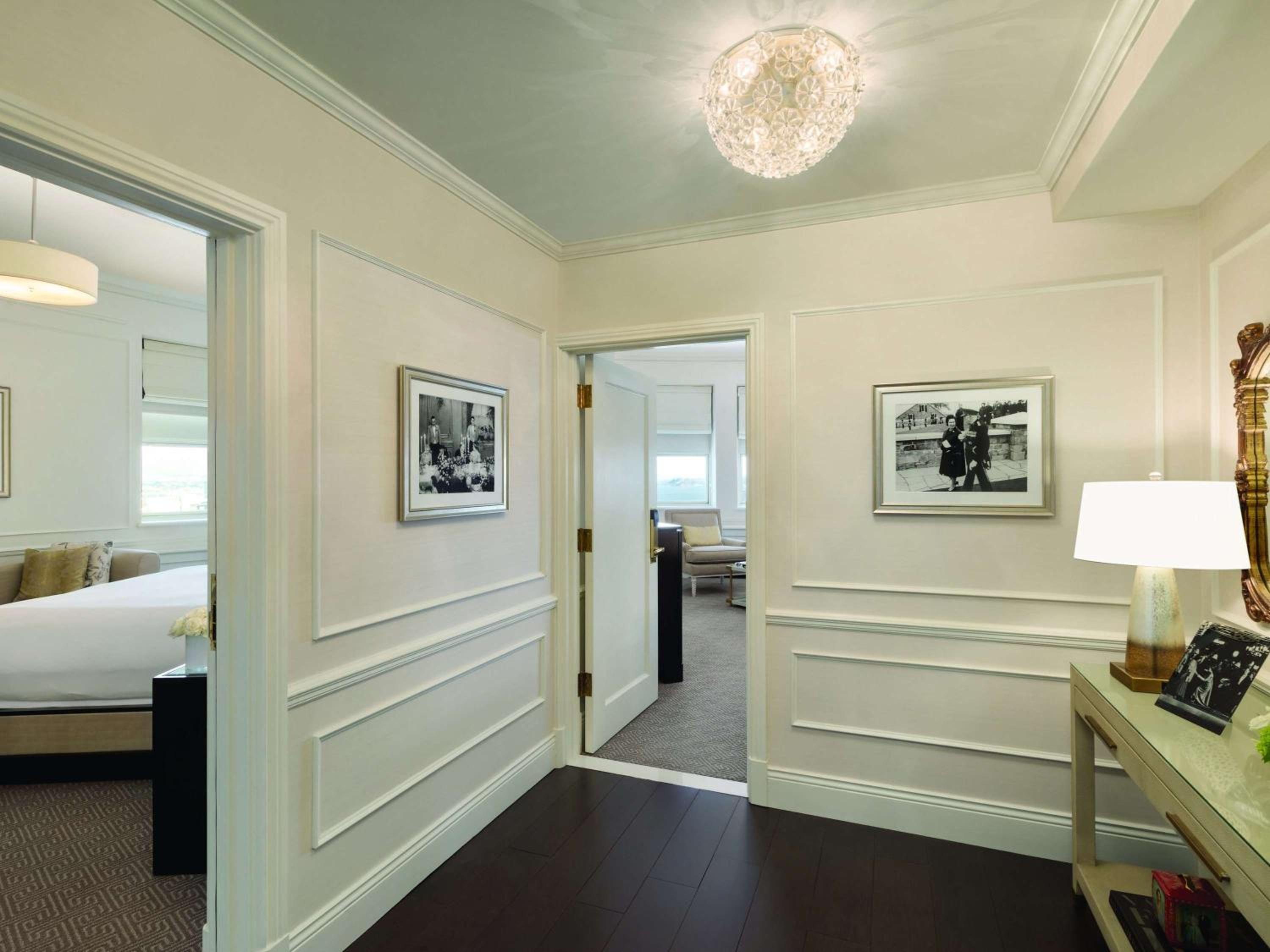 Elizabeth II One Bedroom Suite with View