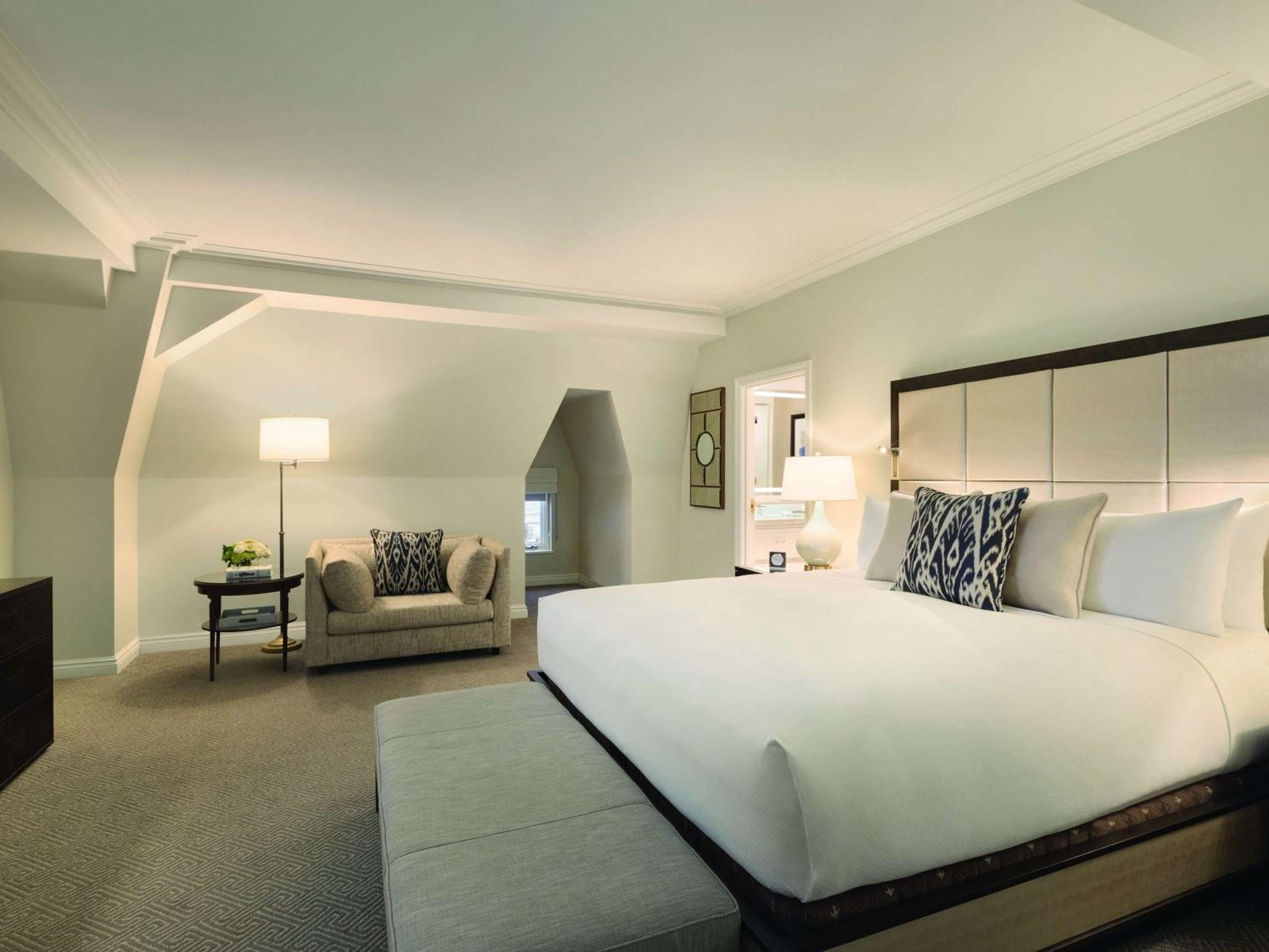 Roosevelt One Bedroom Suite with View