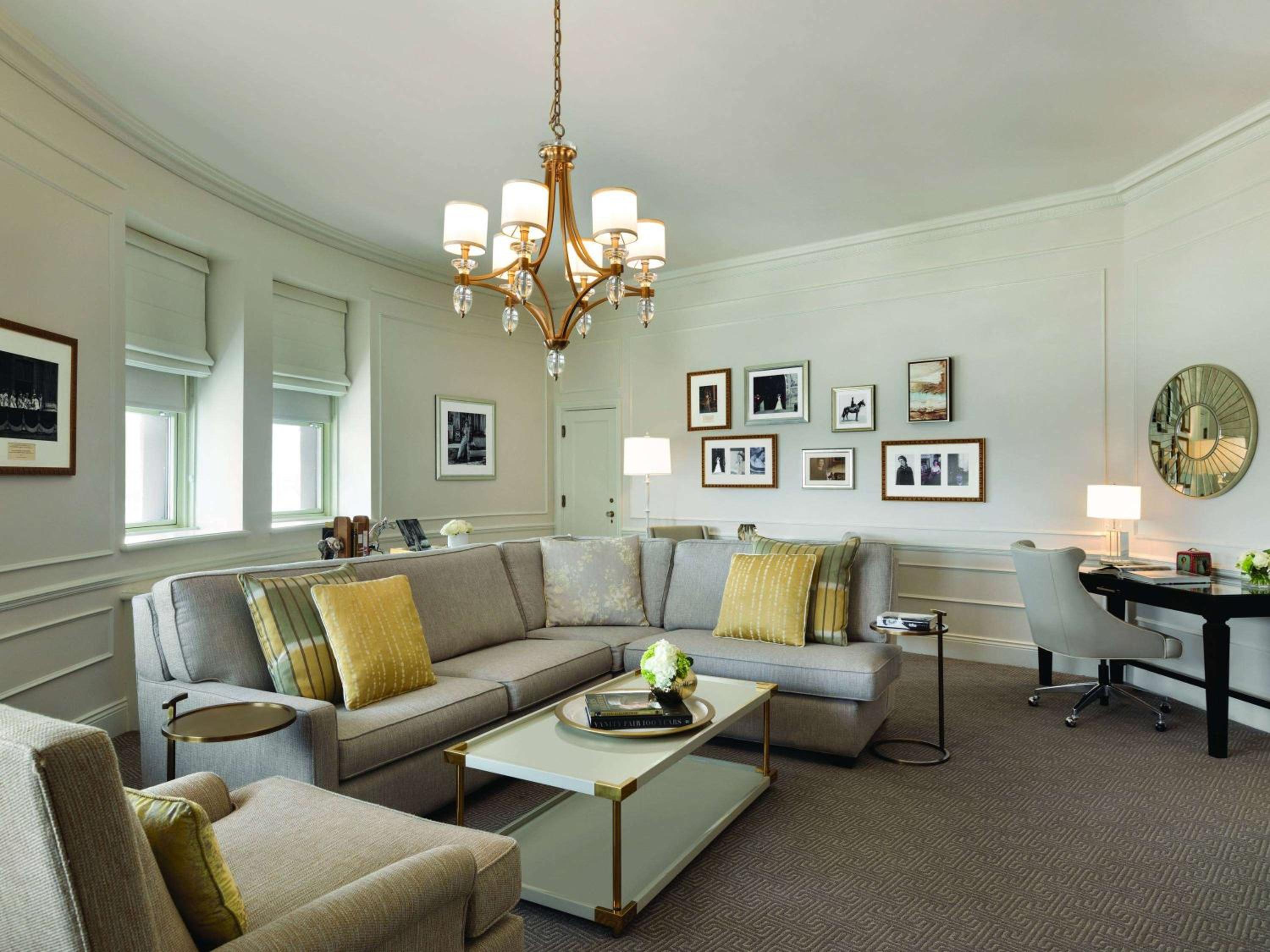 Elizabeth II One Bedroom Suite with View