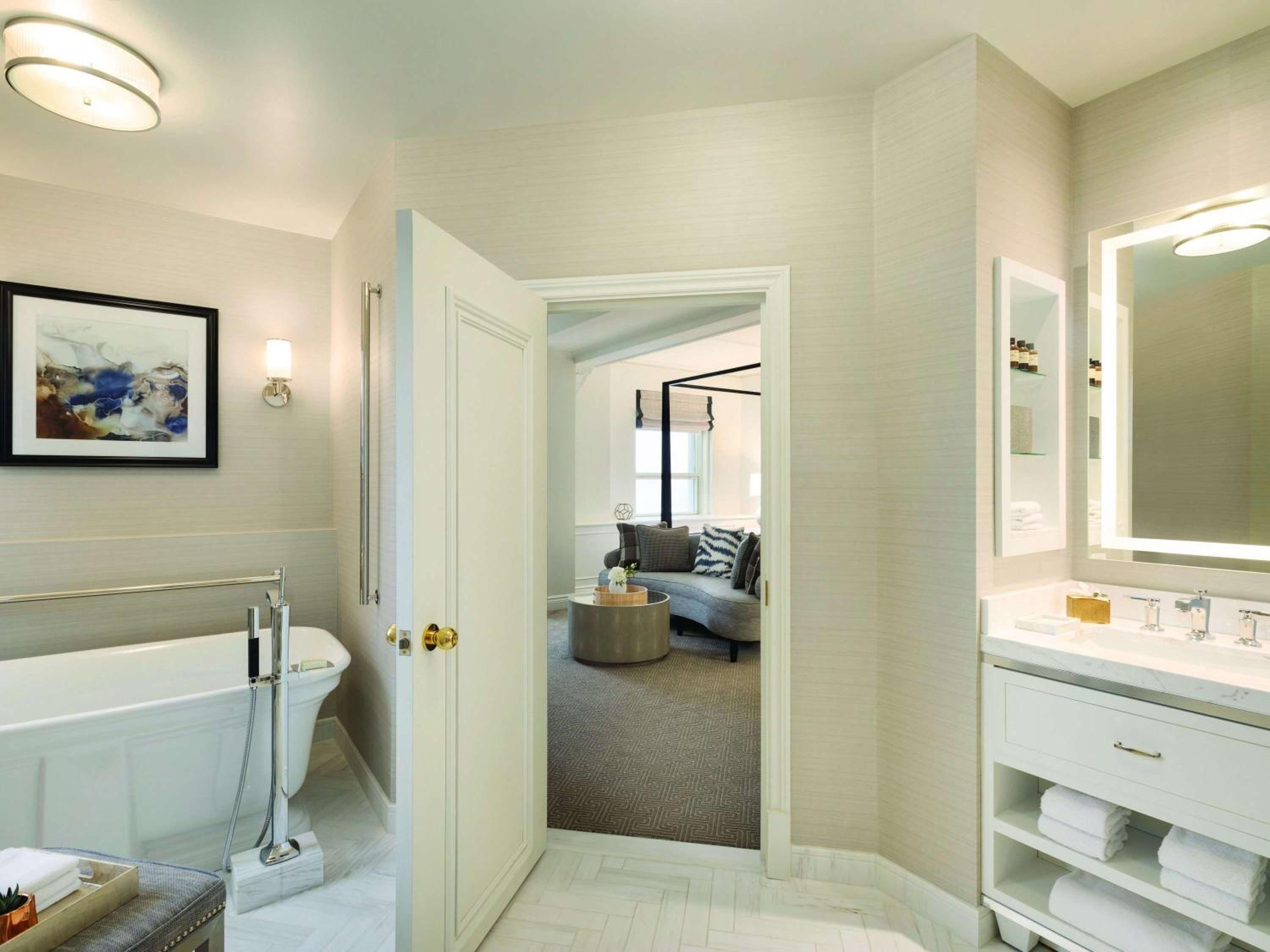 Churchill One Bedroom Suite with River View