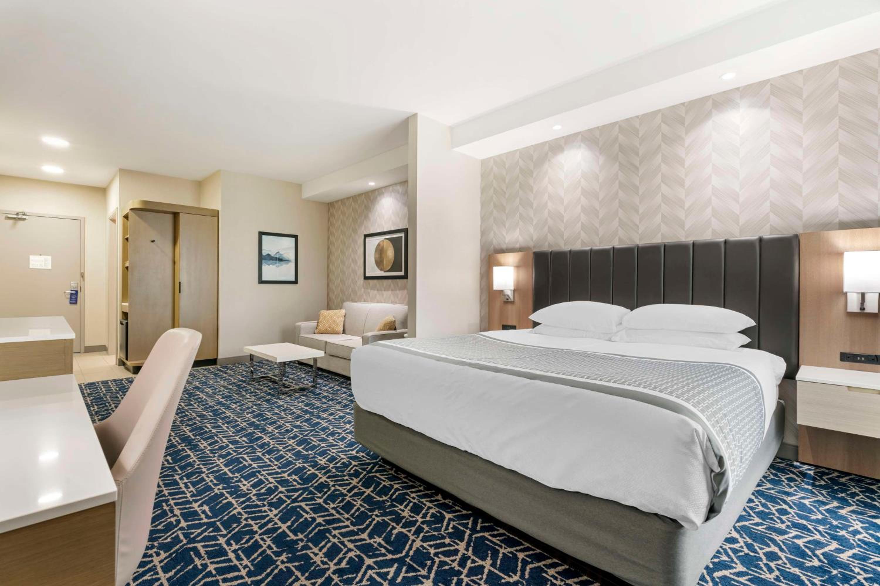 King Suite with Sofa Bed and Kitchenette - Photo 1