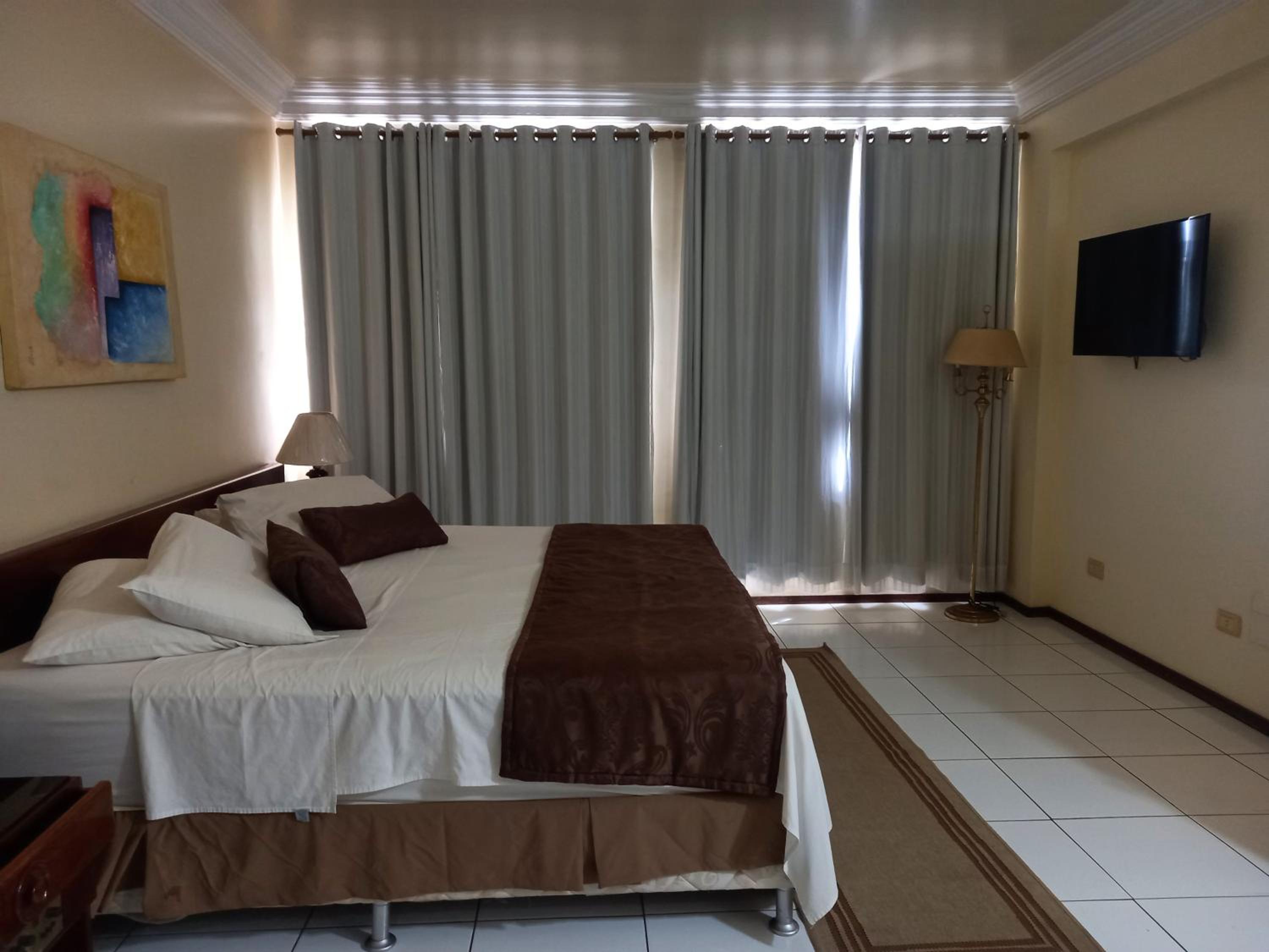 Executive Suite photo 2