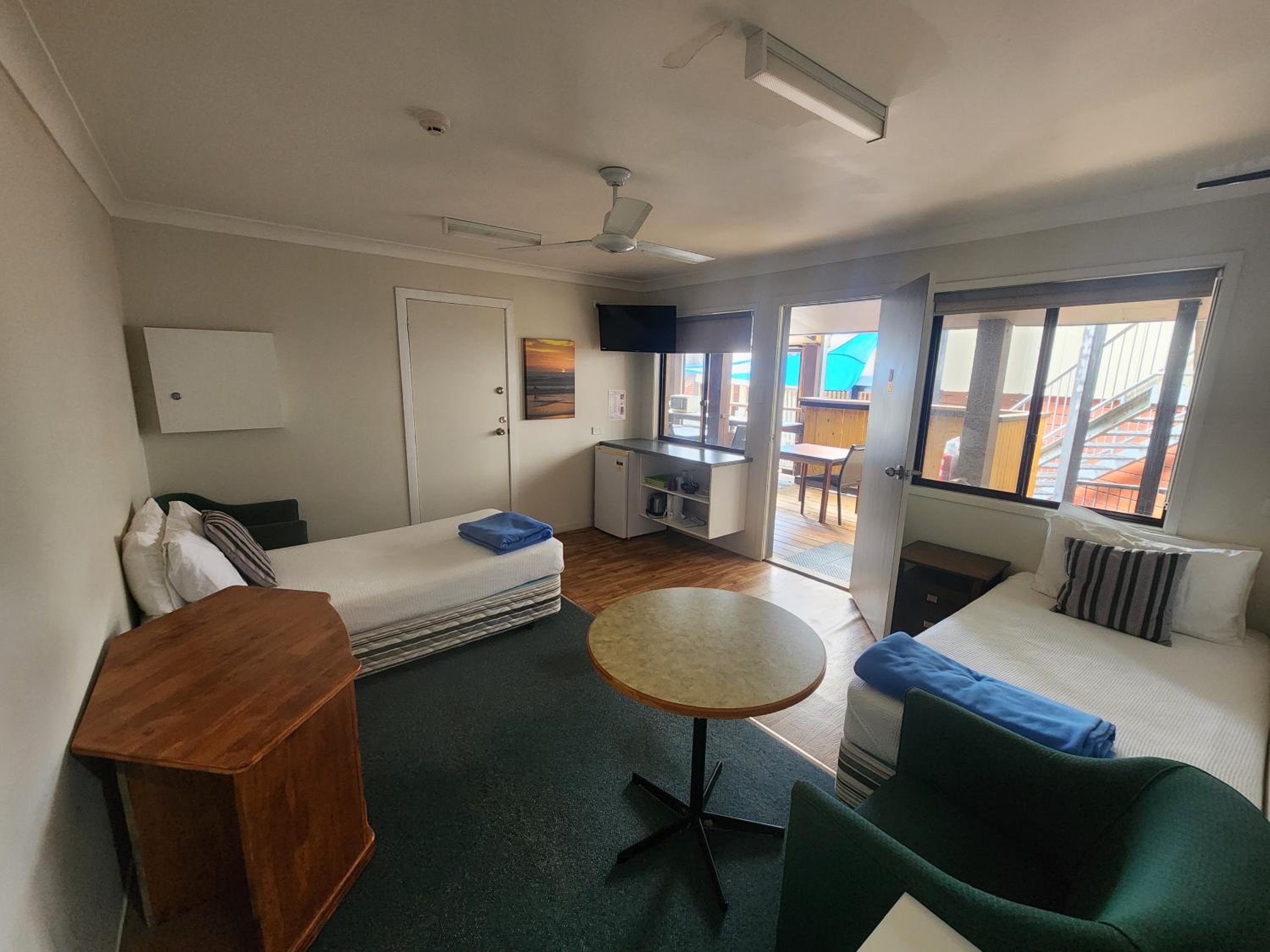 Basic Triple Room