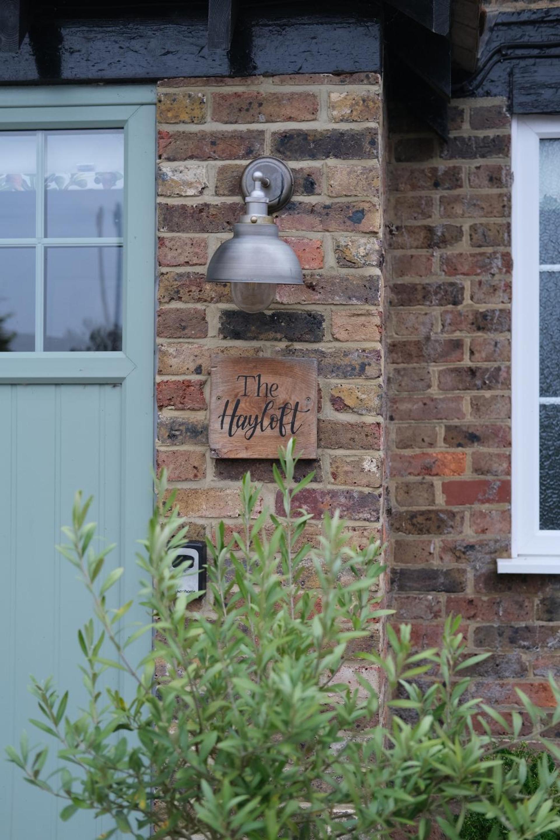 One-Bedroom Cottage - Photo 14