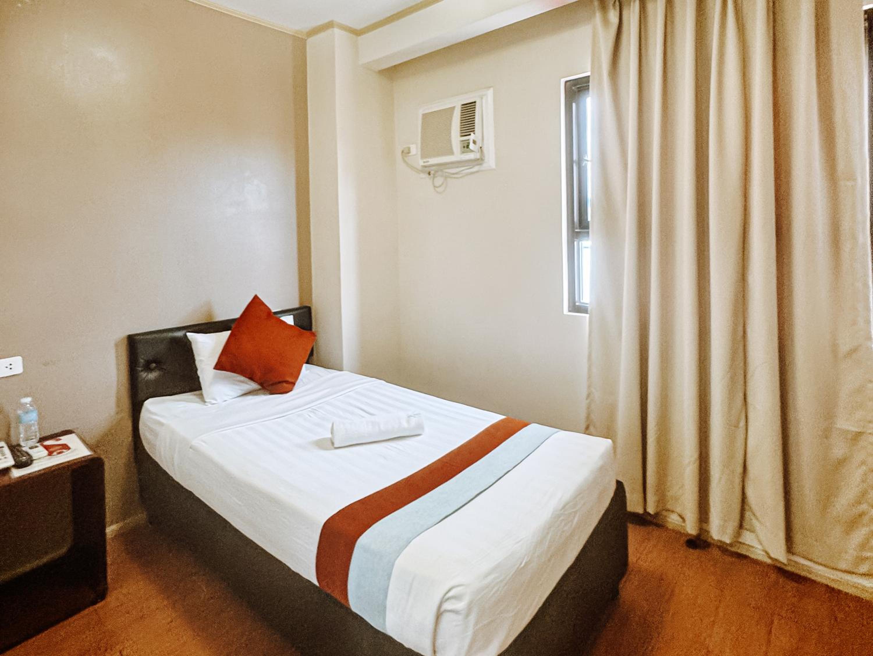 Standard Single Room photo 2
