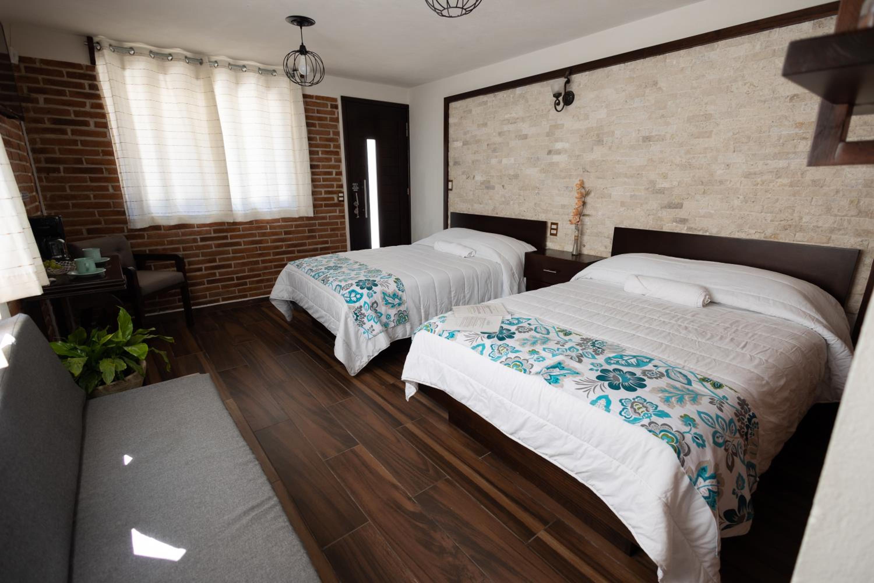 Family Room - Photo 1
