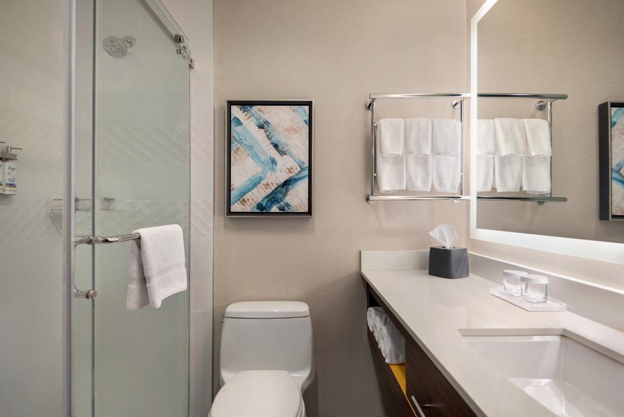 Standard King Room - Photo 4