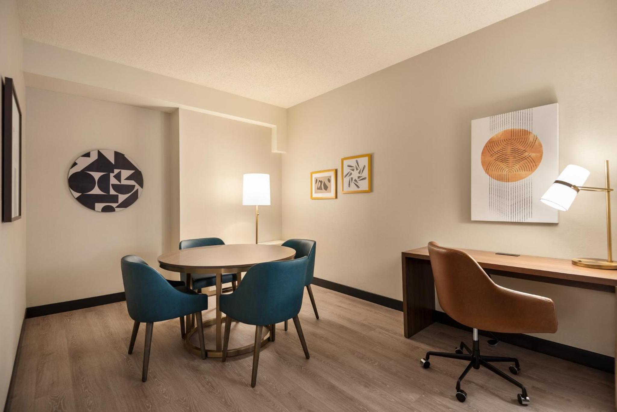 King Suite - Photo 10