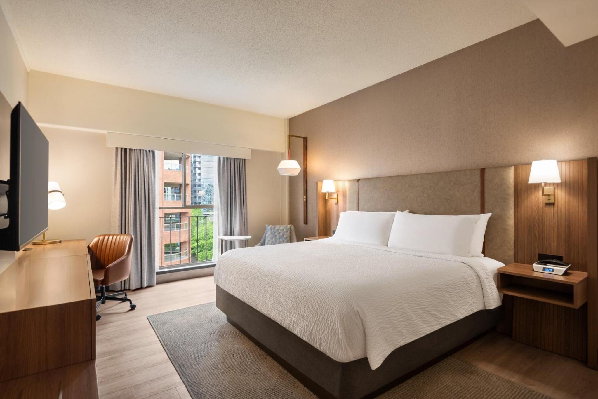 Standard King Room - Photo 1