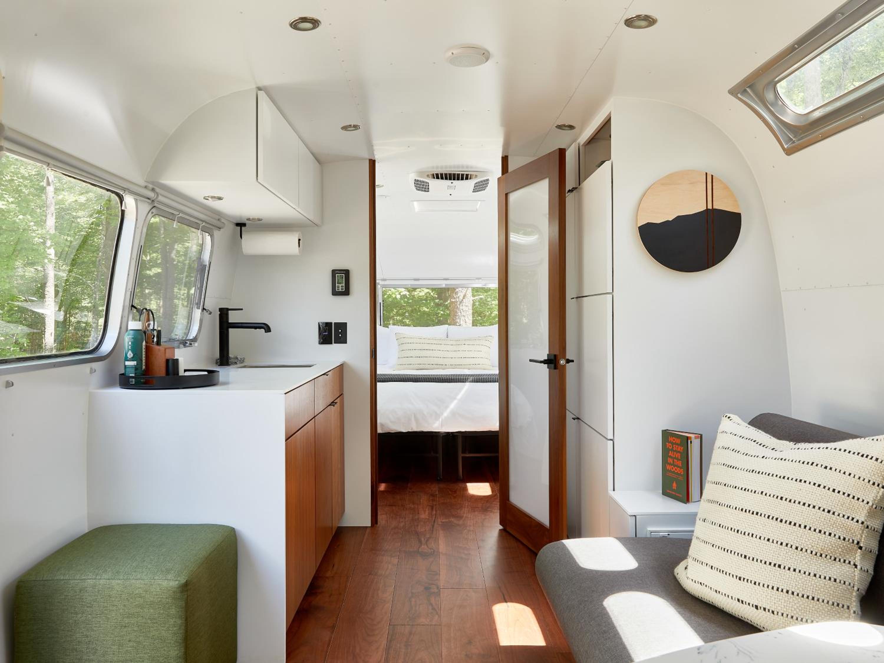 Premium Airstream Suite - Photo 1