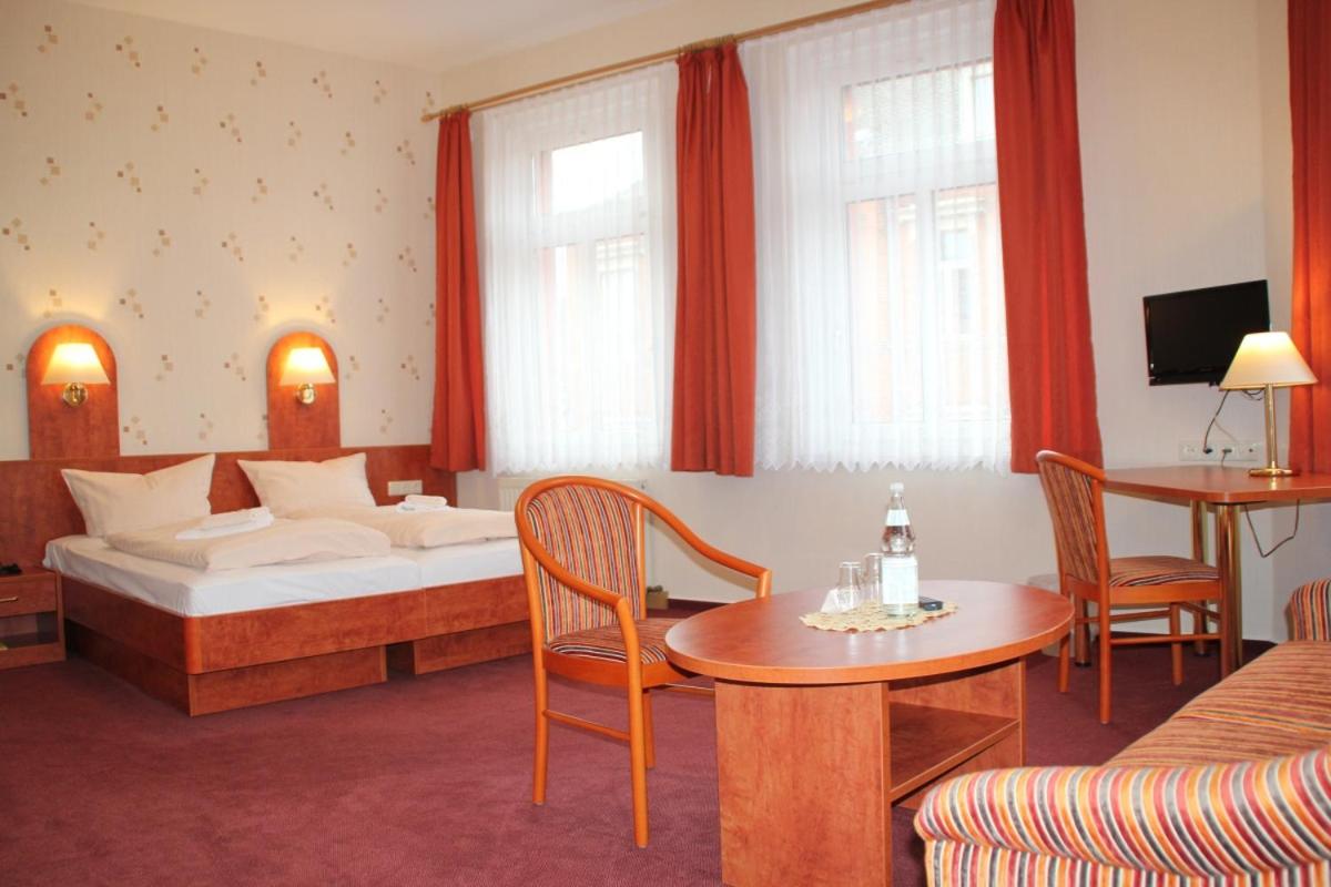 Double Room photo 3
