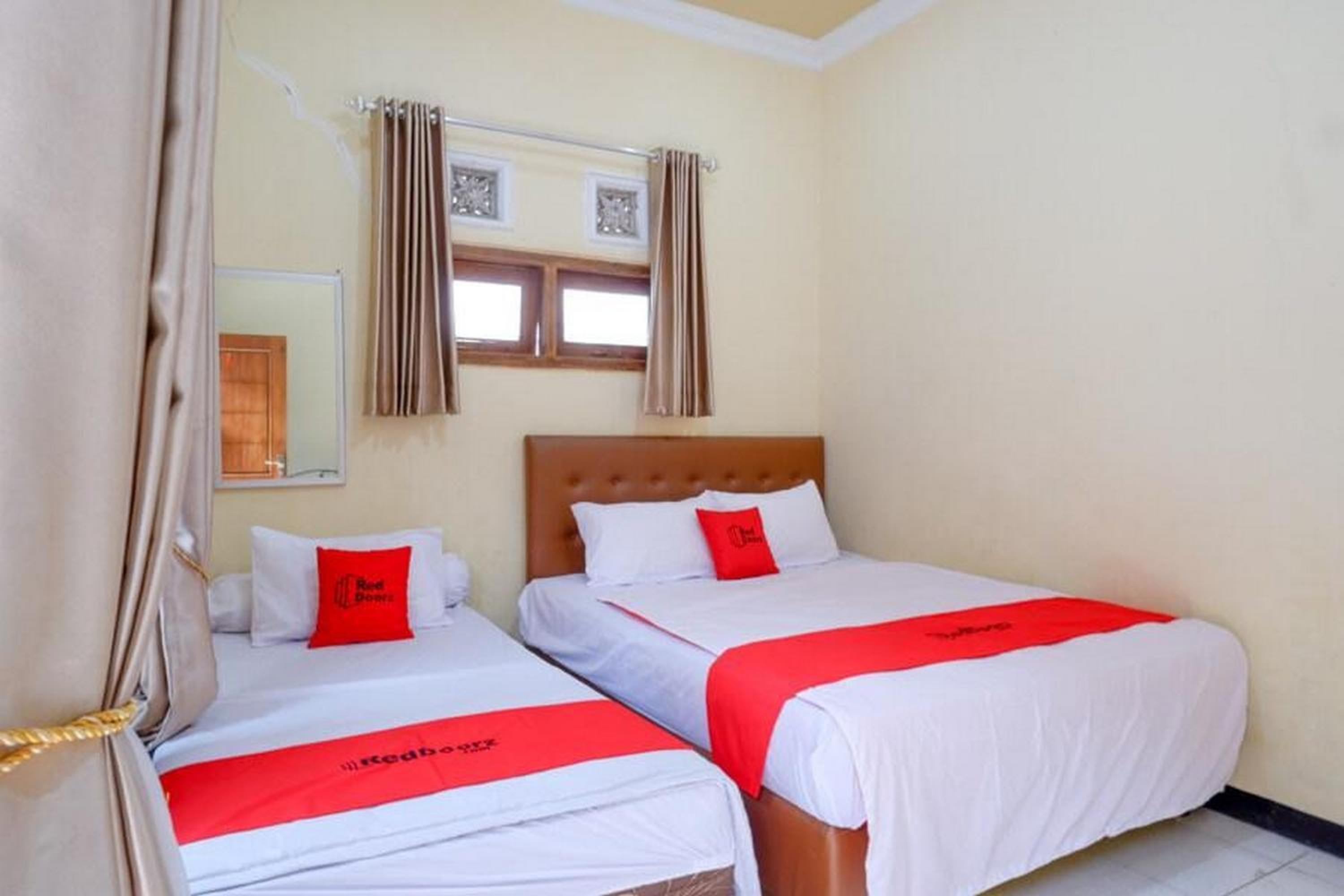 Deluxe Room - Photo 3