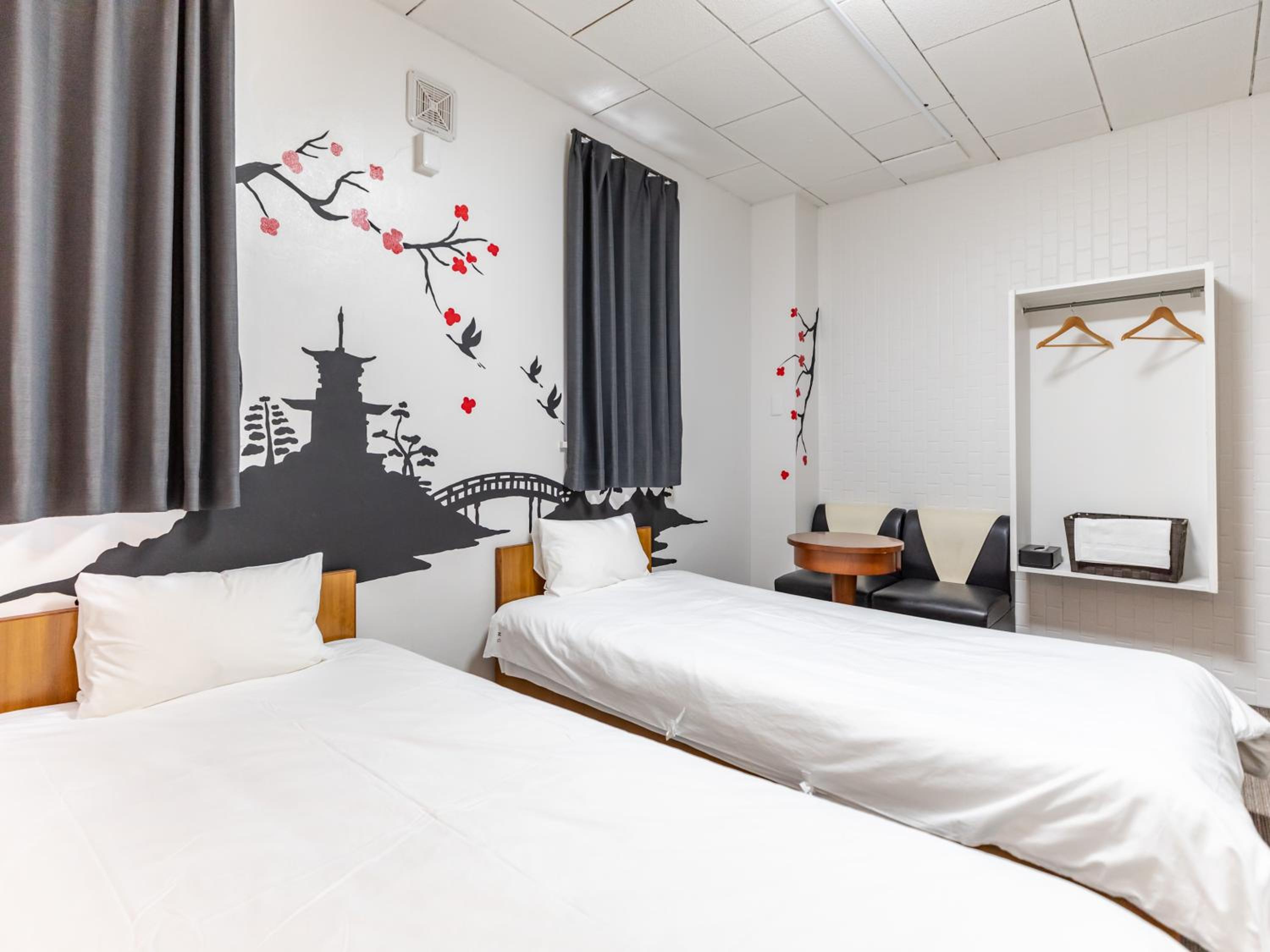 Standard Twin Room photo 1