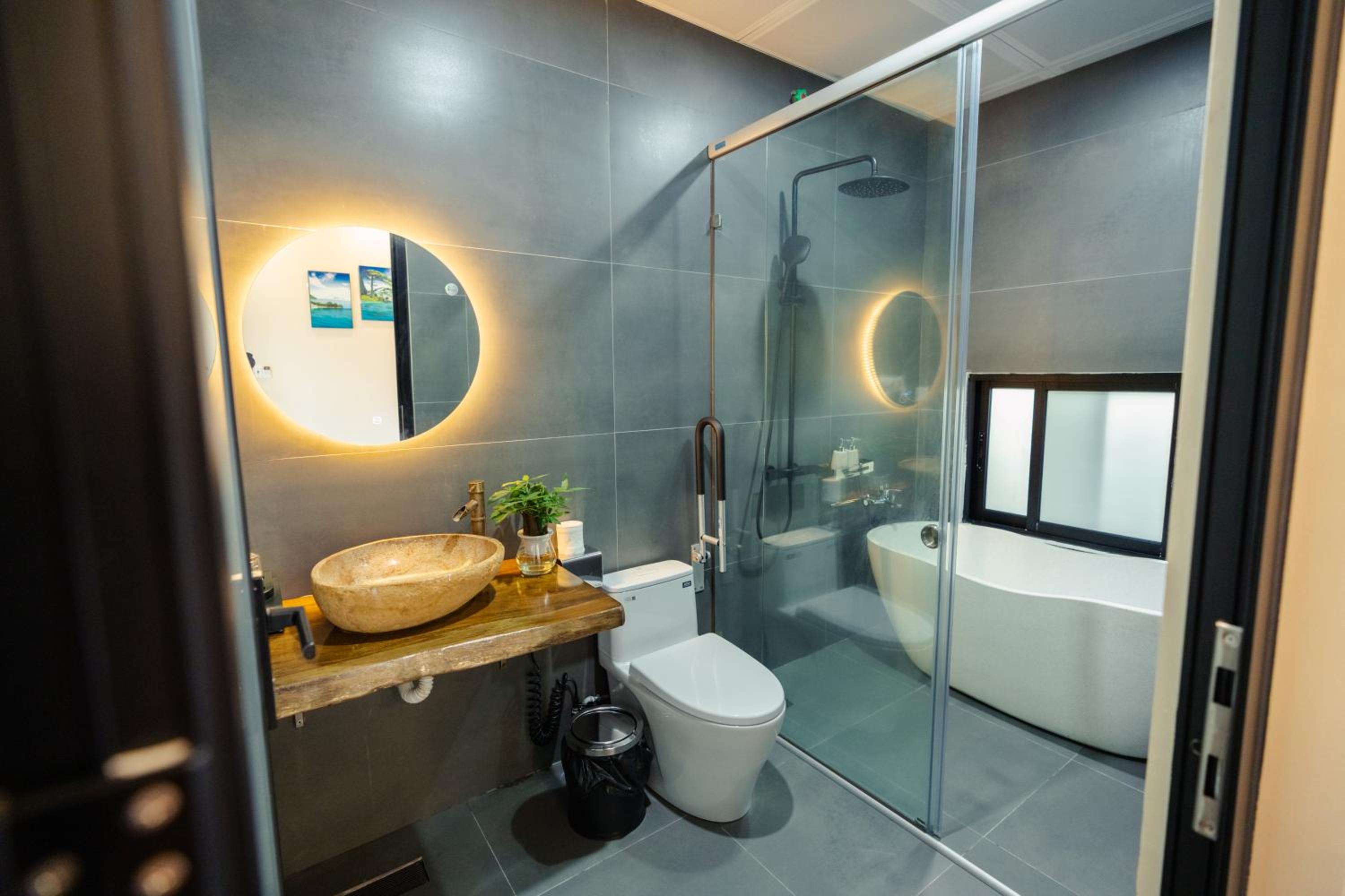 Triple Room with Bath photo 3