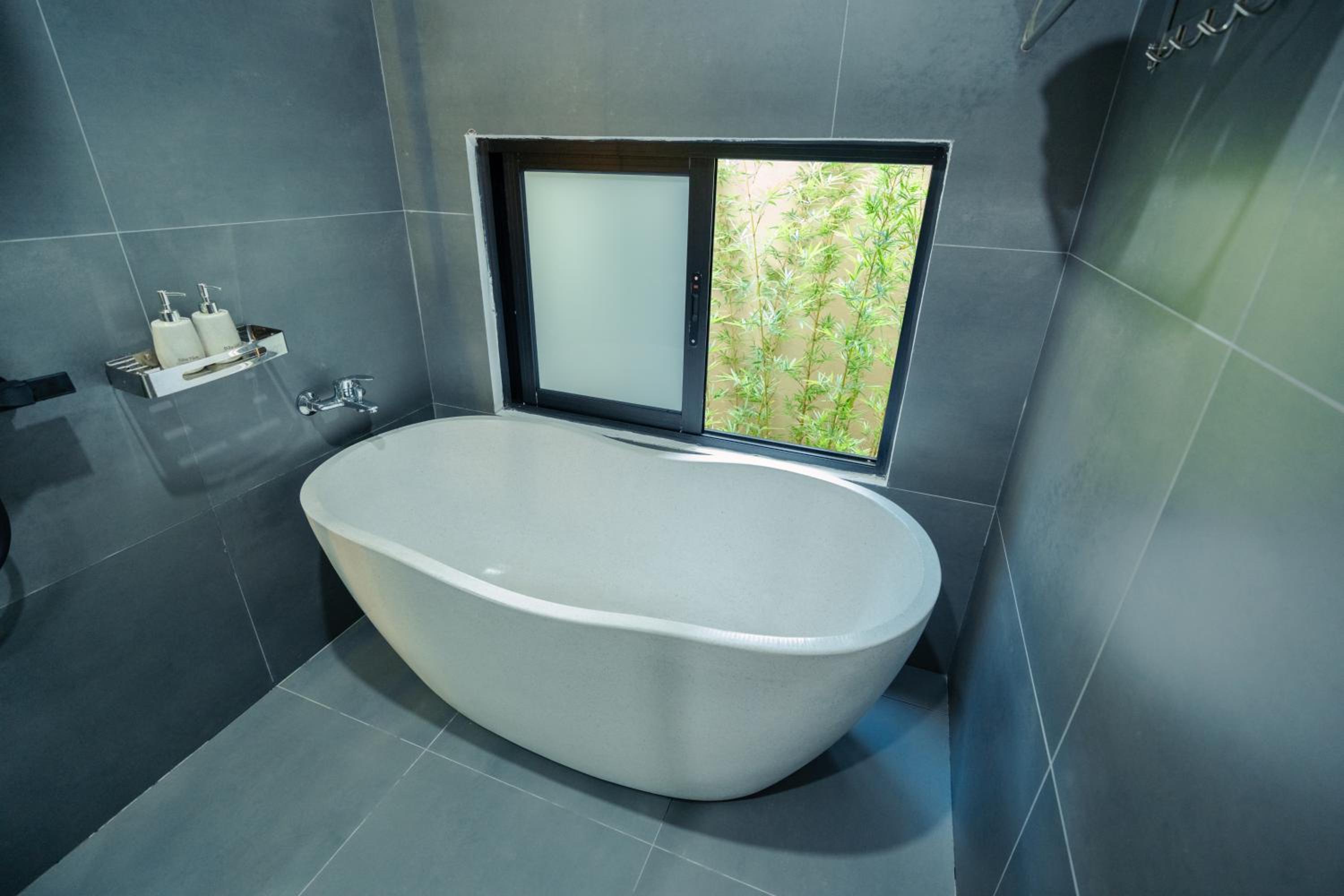 Triple Room with Bath photo 2